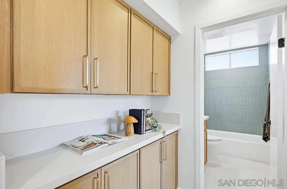 https://cdn.realtyfeed.com/cdn/127/260010920/caa76e0cd4640a6c8c18b8ff1c4c0371.webp