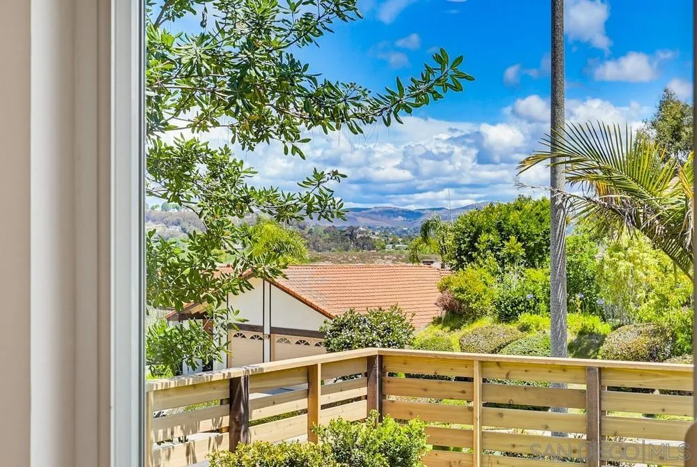 https://cdn.realtyfeed.com/cdn/127/260010920/cf001da0aedb31ee8bf821af9a08c96c.webp