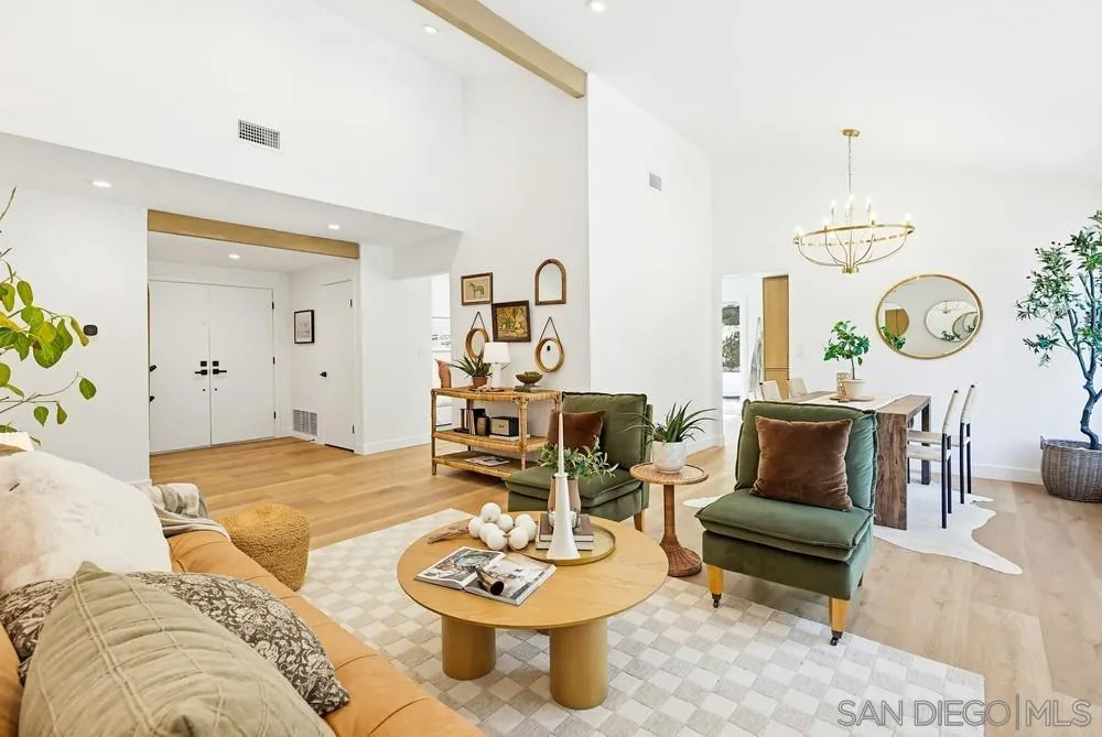 https://cdn.realtyfeed.com/cdn/127/260010920/efa7d9408bdb20571a42e091f792bb62.webp