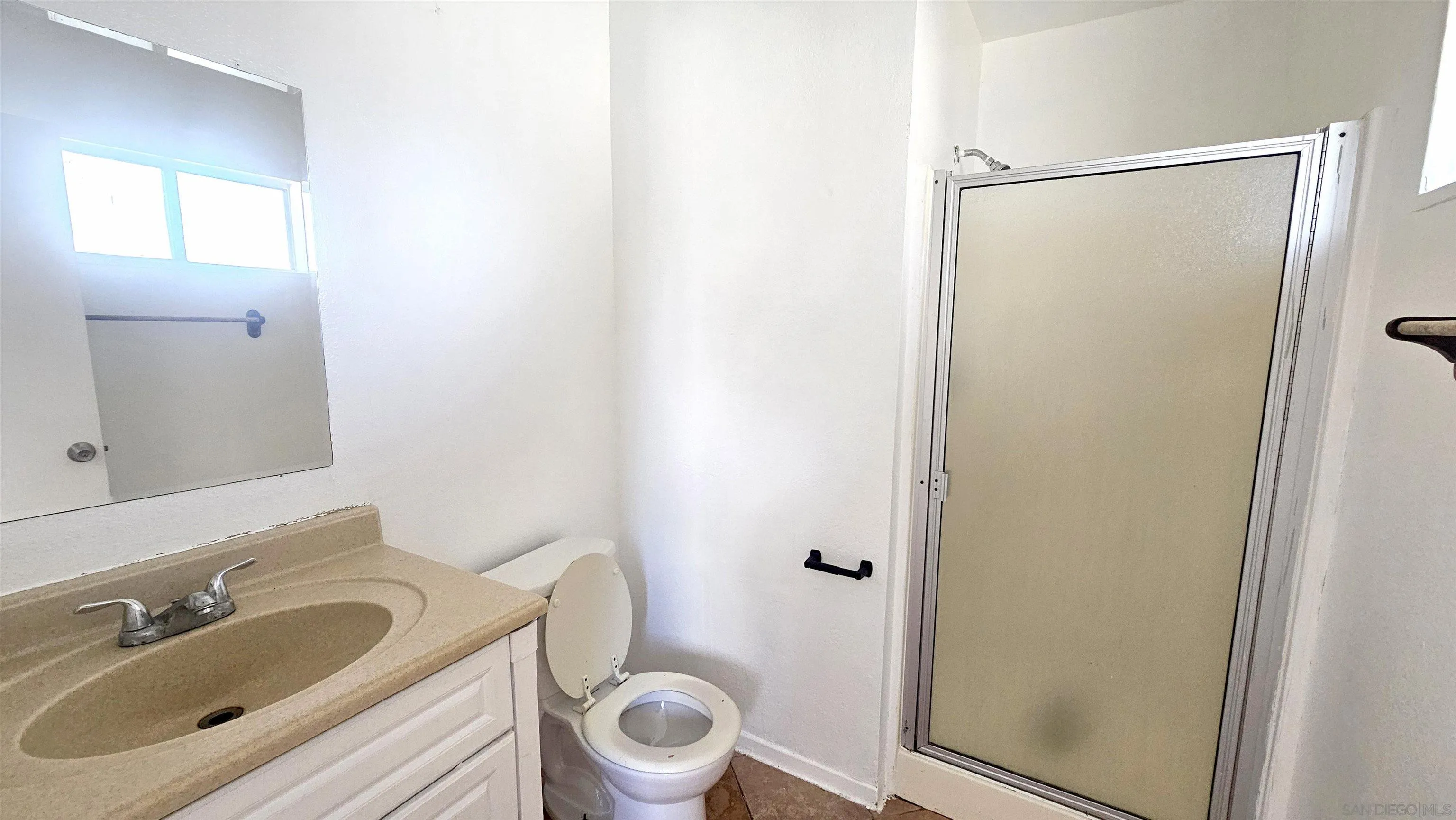 https://cdn.realtyfeed.com/cdn/127/260010927/5c830fa6c39af7ff7e23f84e1e21be9a.webp