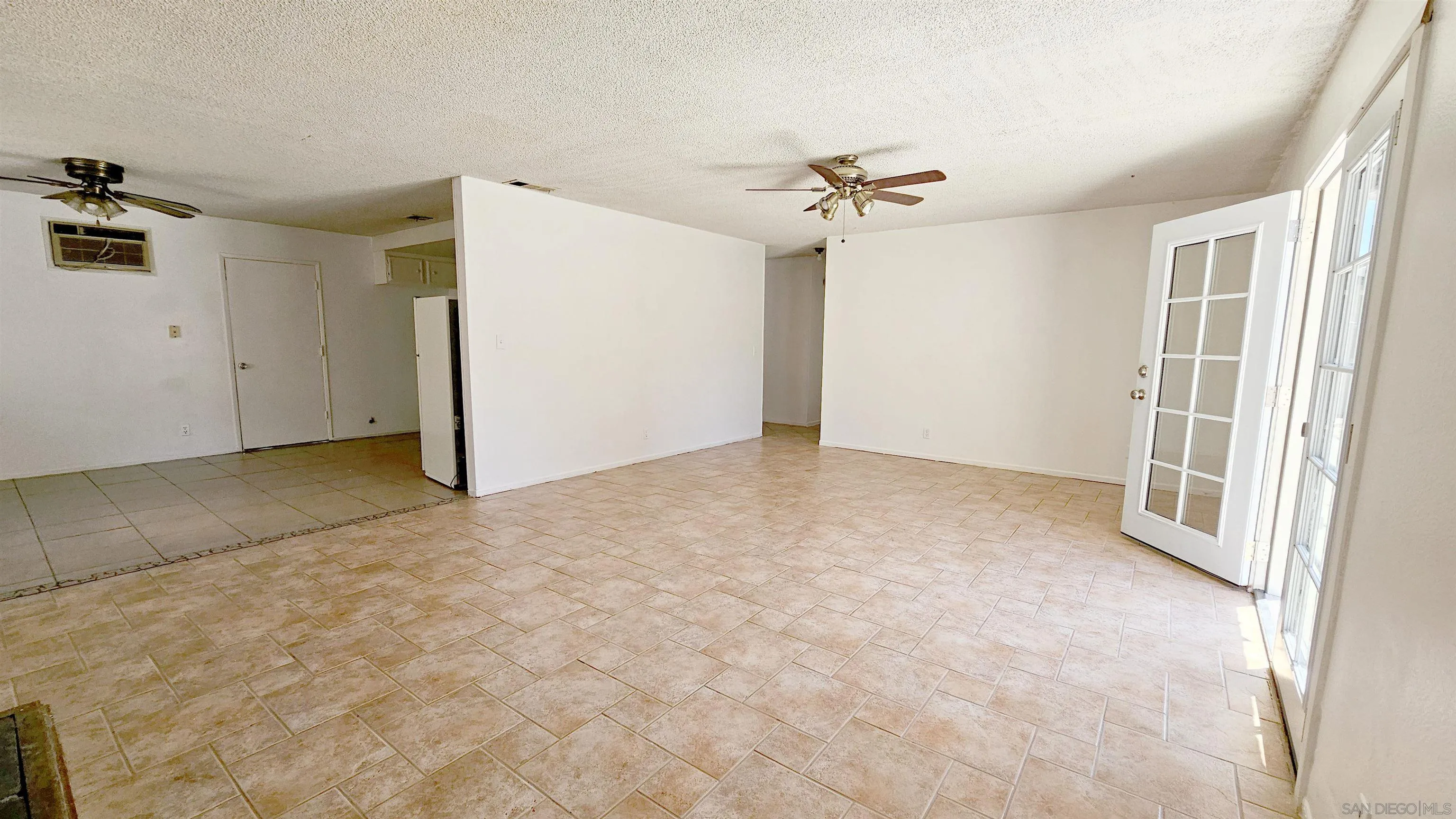 https://cdn.realtyfeed.com/cdn/127/260010927/de296cf702a82b12dbe4e75059dff219.webp