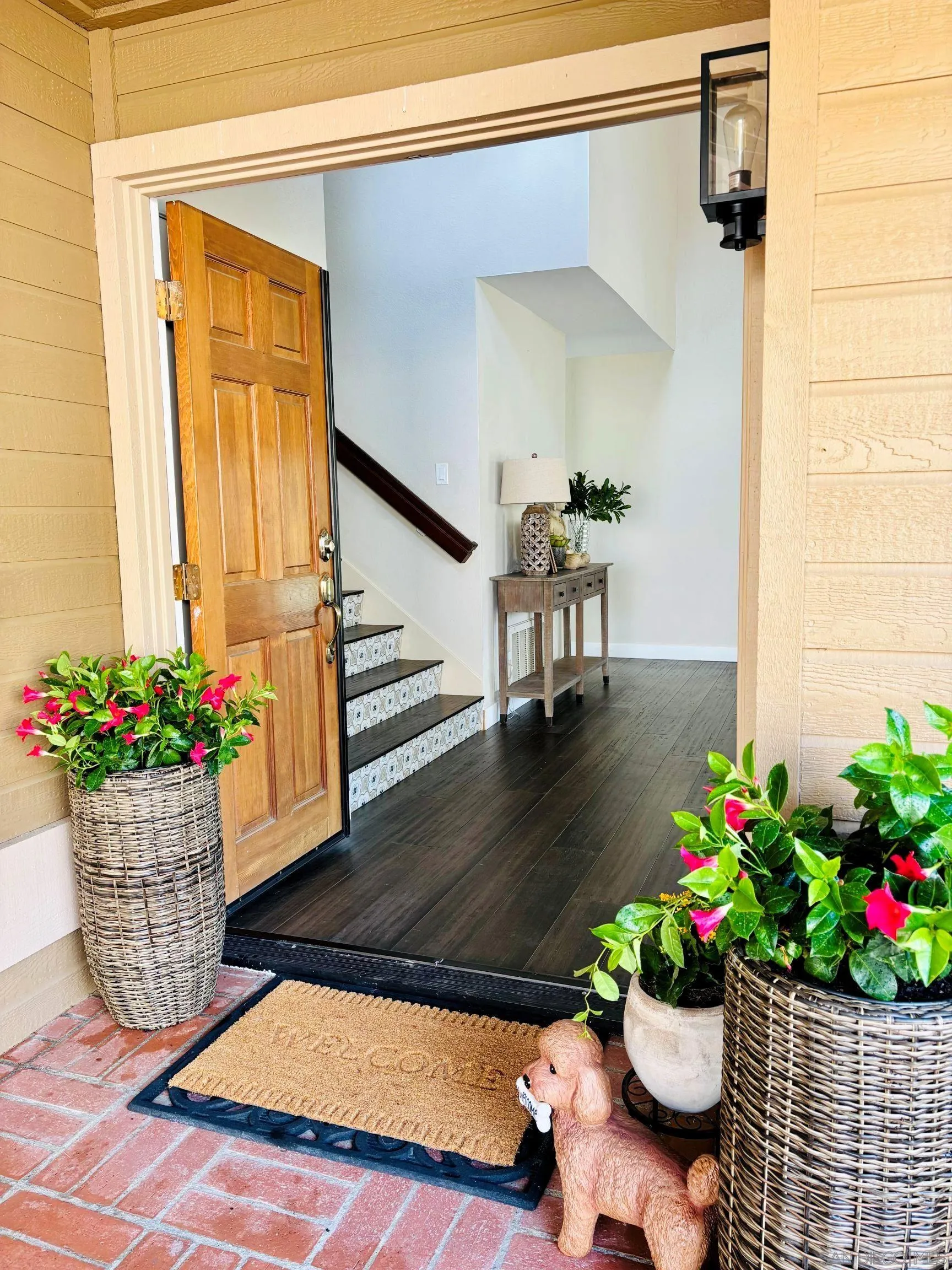 https://cdn.realtyfeed.com/cdn/127/260010928/24c8b75448e9281a4024862bb4891db6.webp