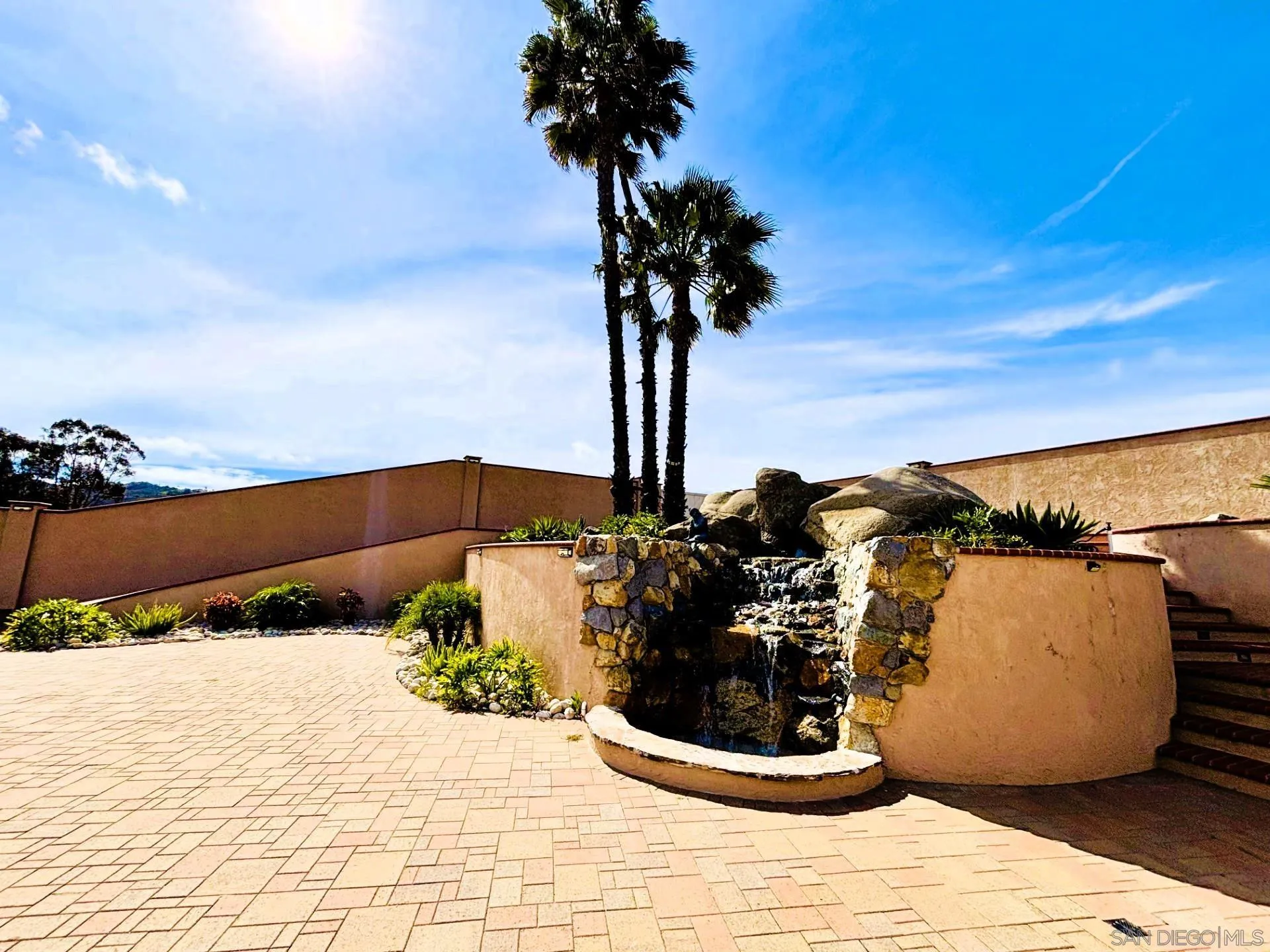 https://cdn.realtyfeed.com/cdn/127/260010928/e74172f001c47c7512247b491bd9369e.webp