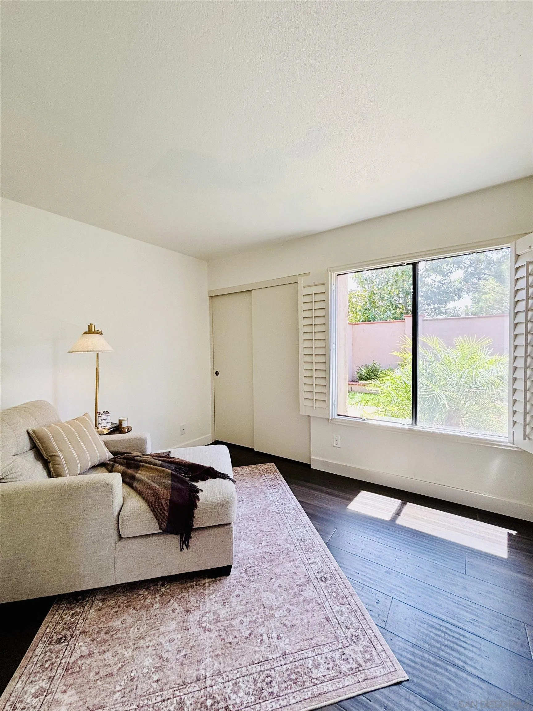 https://cdn.realtyfeed.com/cdn/127/260010928/fe6115d5adbf9dfb55a902c45b04342c.webp