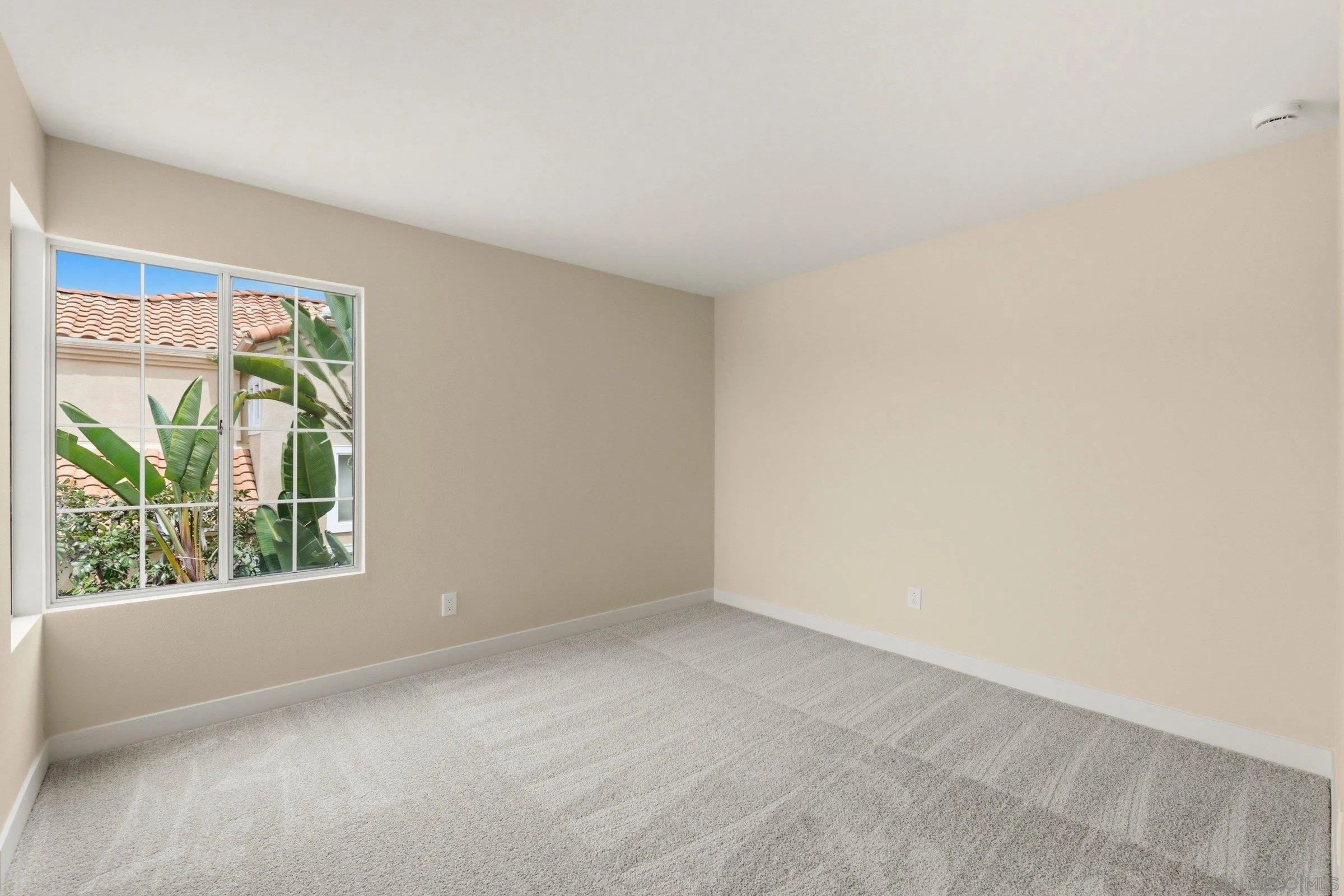 https://cdn.realtyfeed.com/cdn/127/260010929/0b53020729ed0e7ba9b408eb821b30d6.webp