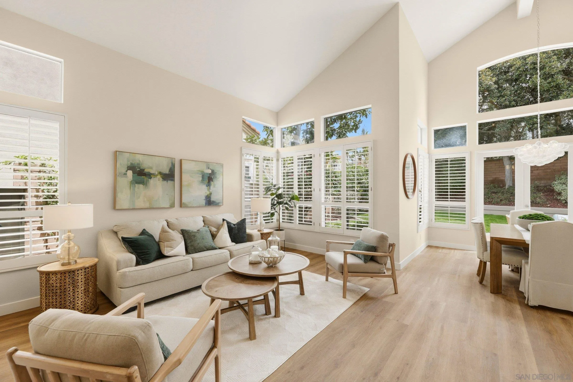 https://cdn.realtyfeed.com/cdn/127/260010929/17d8a20c0b4174d76805e371cd182a55.webp
