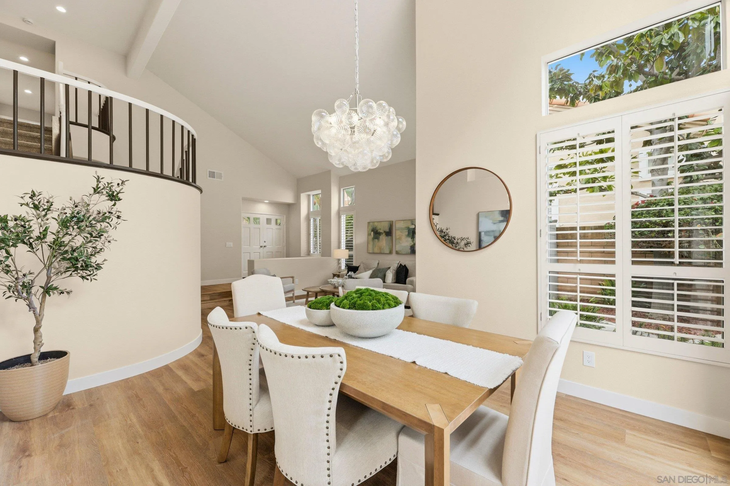 https://cdn.realtyfeed.com/cdn/127/260010929/f8cd075a94f23efe60e684ae03b8ae0c.webp