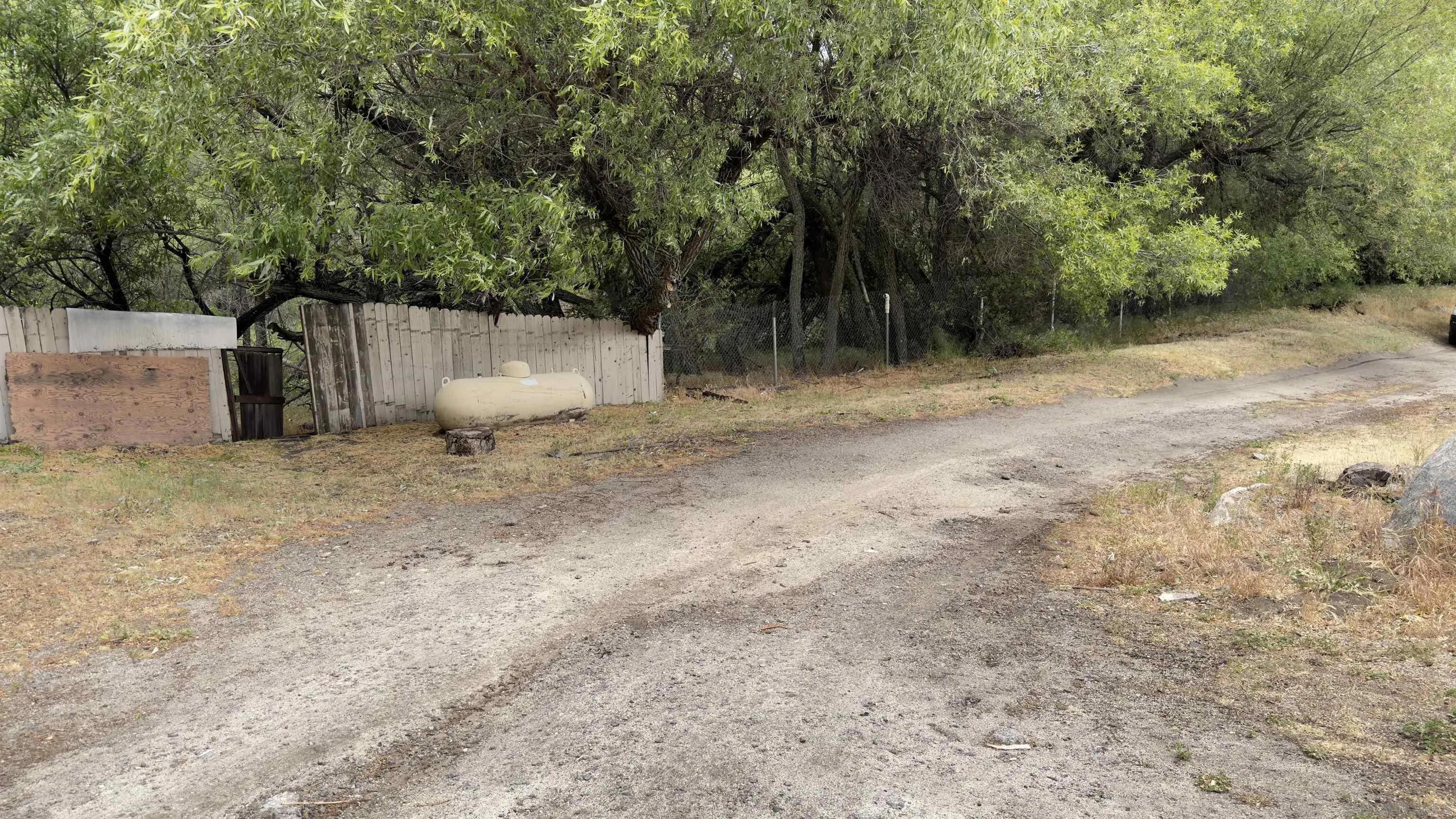 https://cdn.realtyfeed.com/cdn/127/260010932/c66a3f8692783da2b33134b826c0fb09.webp
