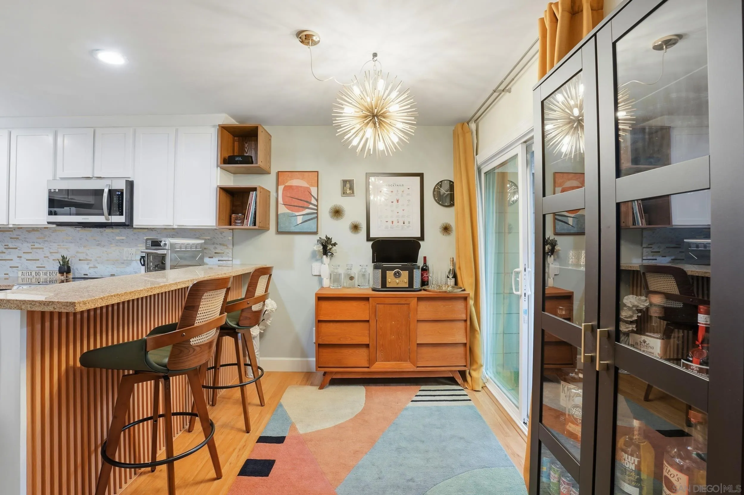 https://cdn.realtyfeed.com/cdn/127/260010933/5e6b4d07ef92dc63237d1a8384cfa189.webp