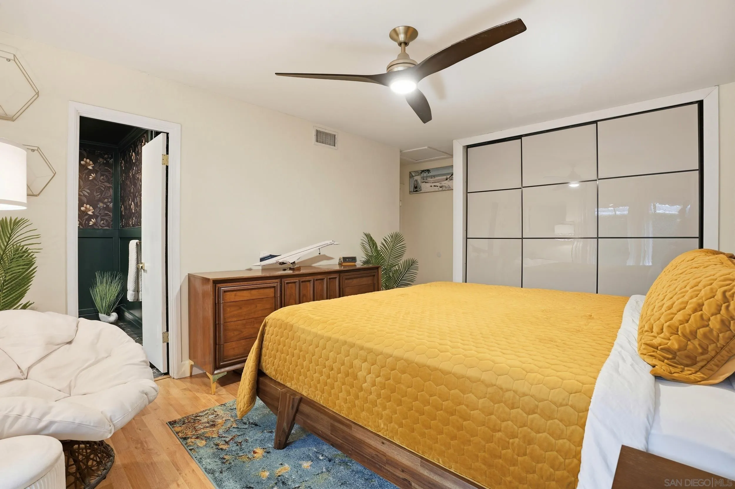 https://cdn.realtyfeed.com/cdn/127/260010933/dffbcbad5918efec8b05ba3e3a630f7d.webp