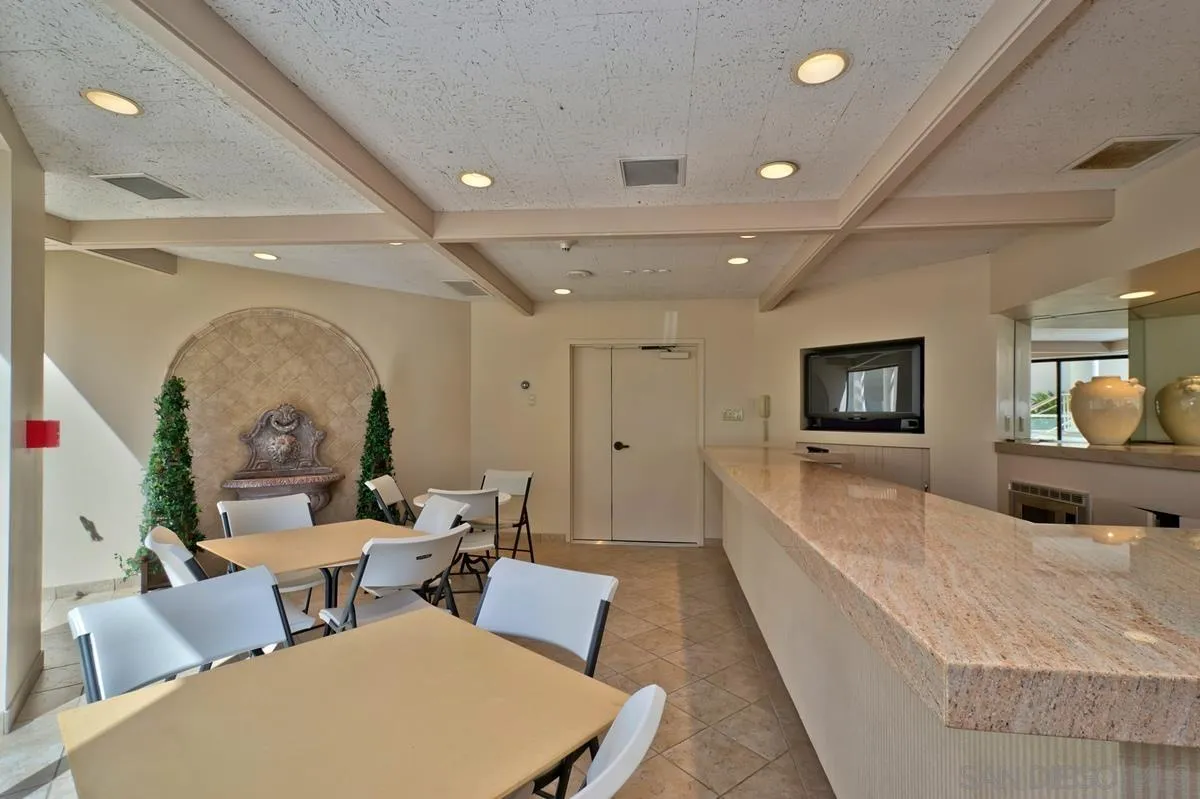Photo #34: 260010939 Listing: Photo #34