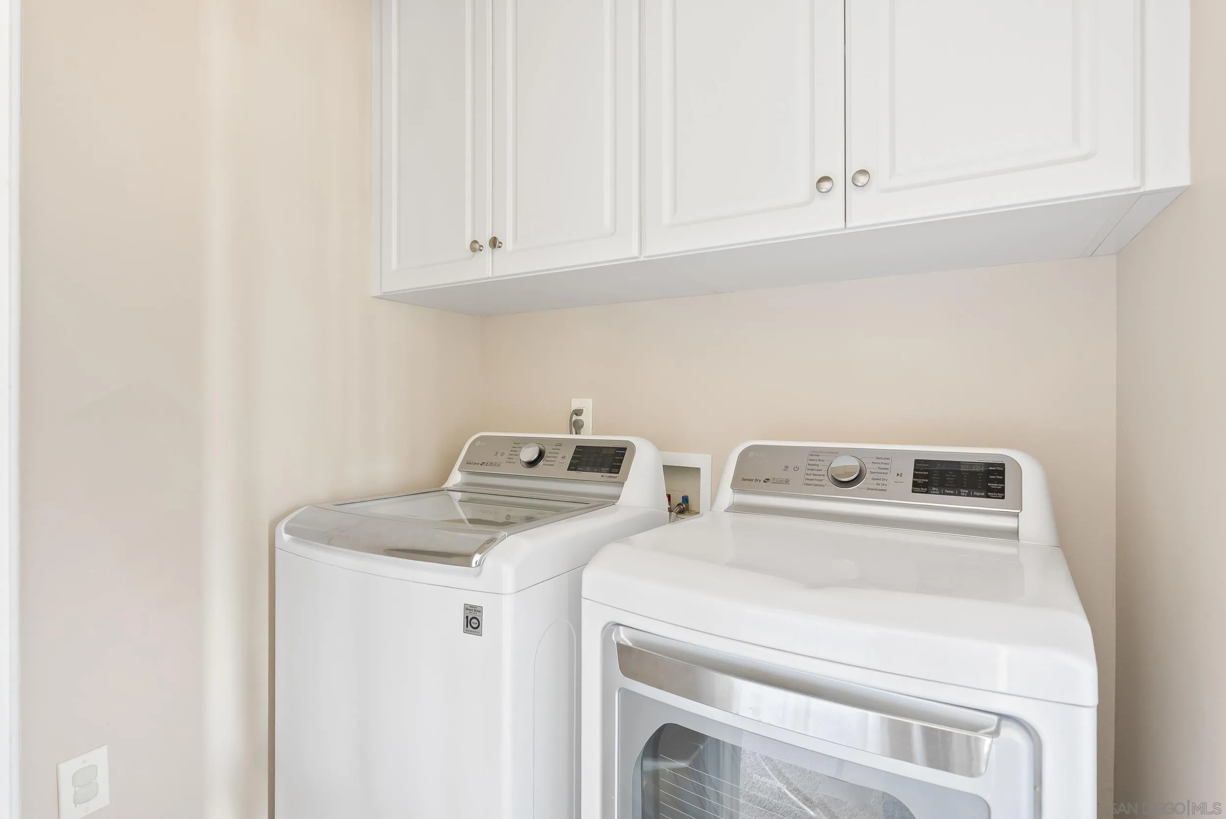 Photo #32: 260010941 Listing: Photo #32