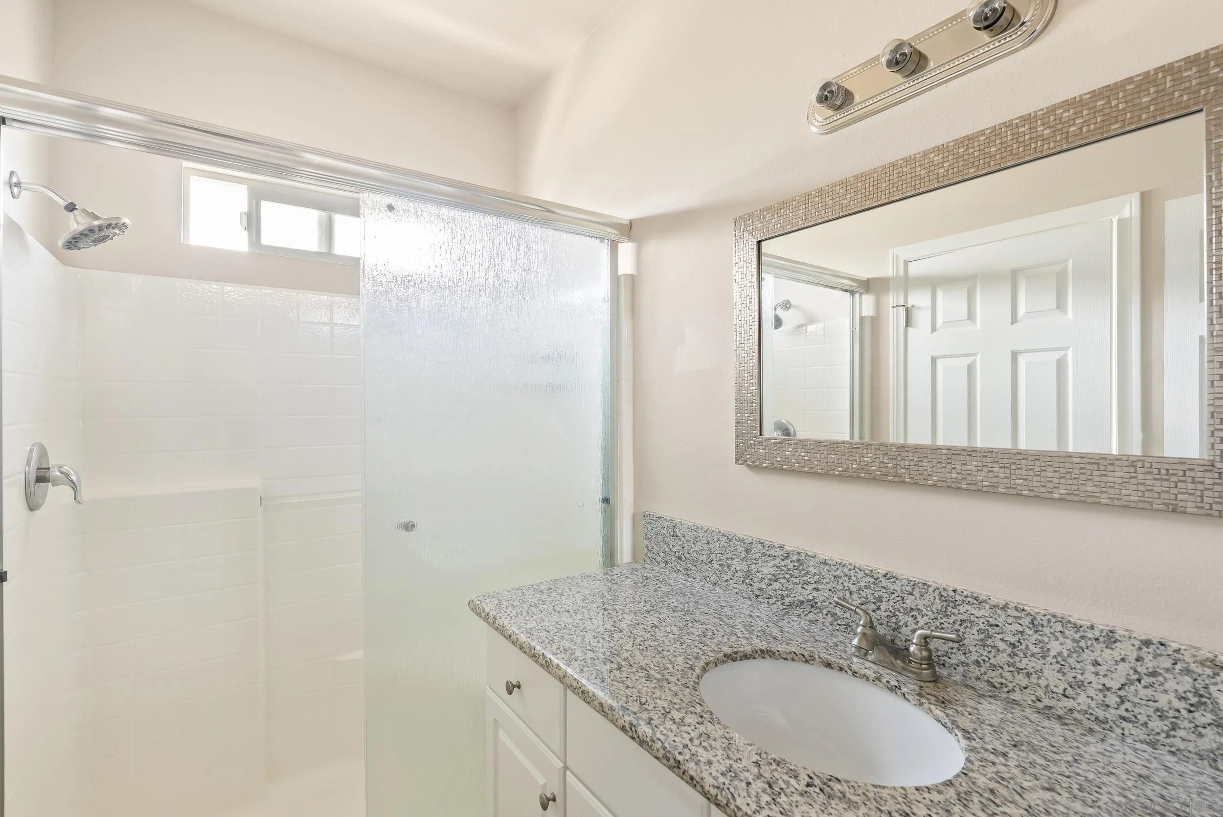 Photo #21: 260010941 Listing: Photo #21
