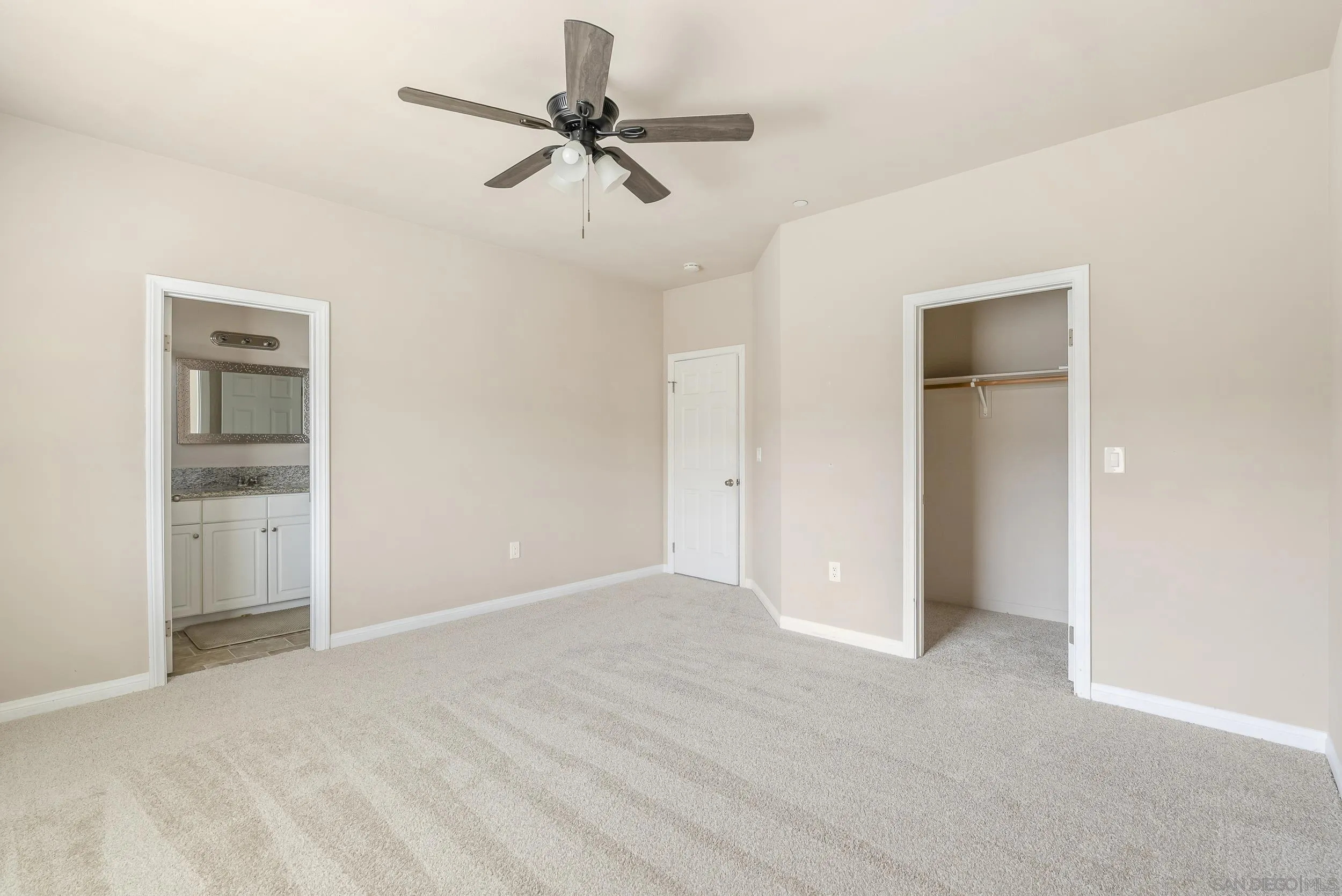 Photo #18: 260010941 Listing: Photo #18