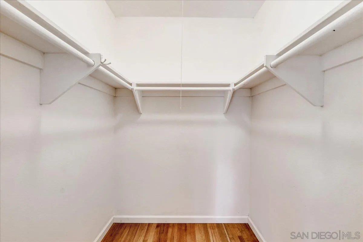 Photo #18: 260010945 Listing: Photo #18