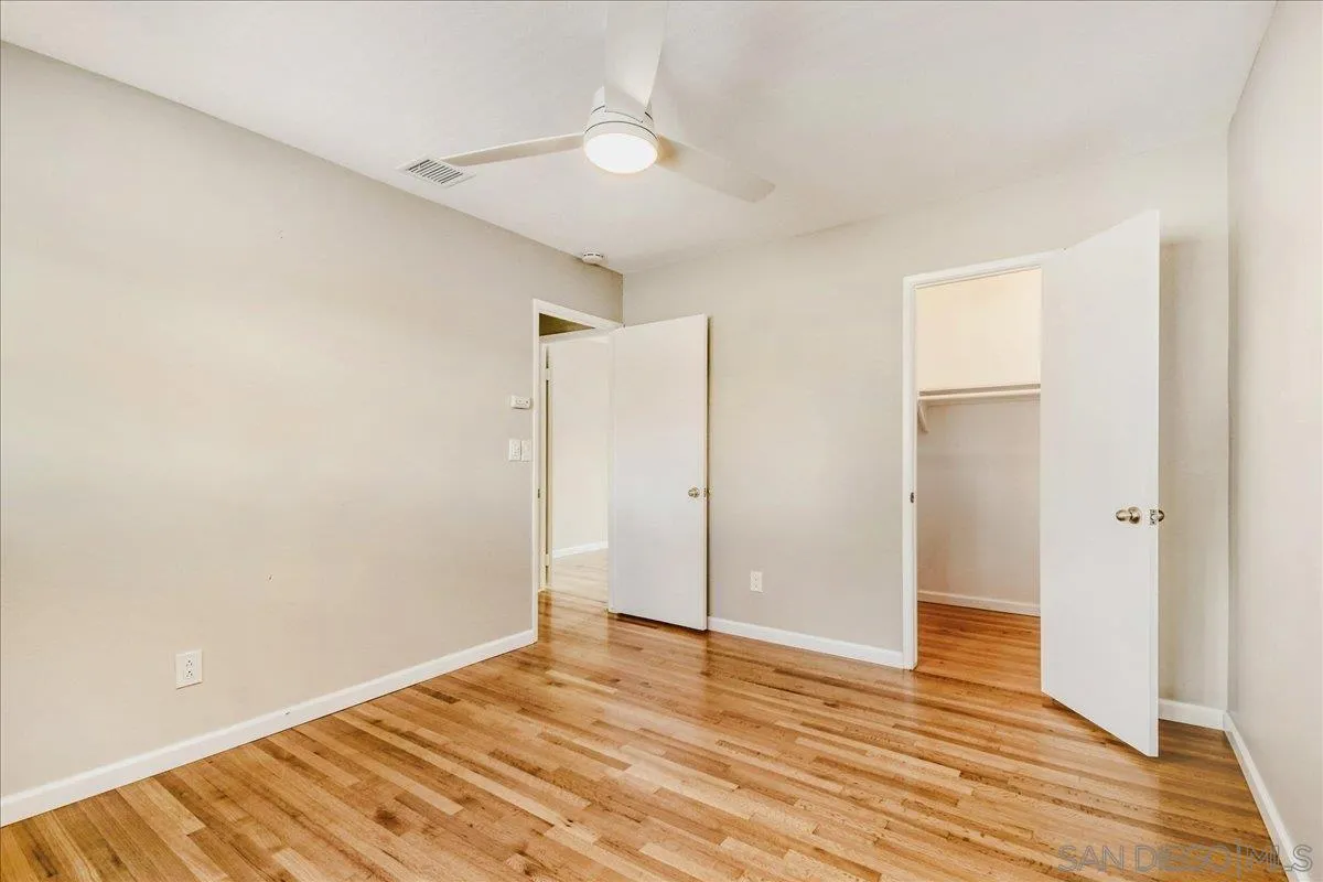 Photo #14: 260010945 Listing: Photo #14