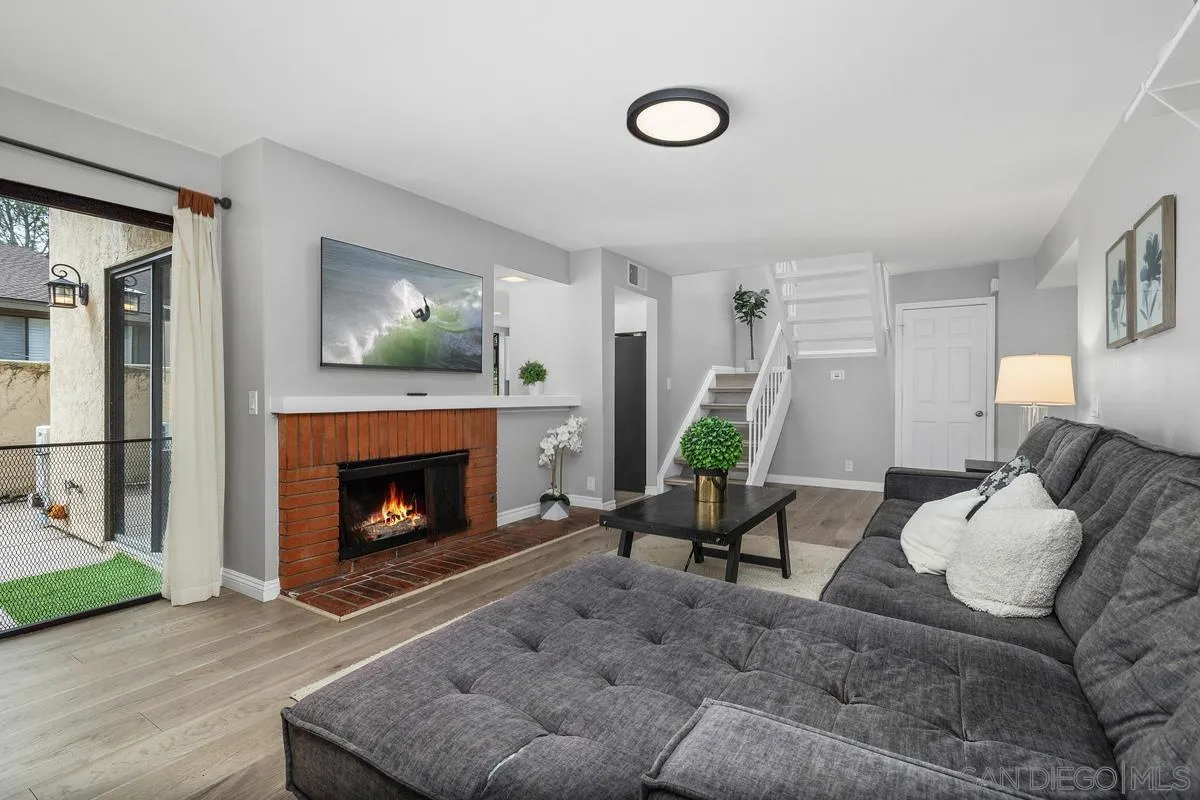 https://cdn.realtyfeed.com/cdn/127/260010947/2eada94c044fe8ba5d629eeb457d44f5.webp