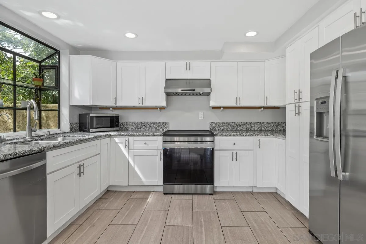 https://cdn.realtyfeed.com/cdn/127/260010947/3b81a7b593a3900e9a0d4c06362ab171.webp