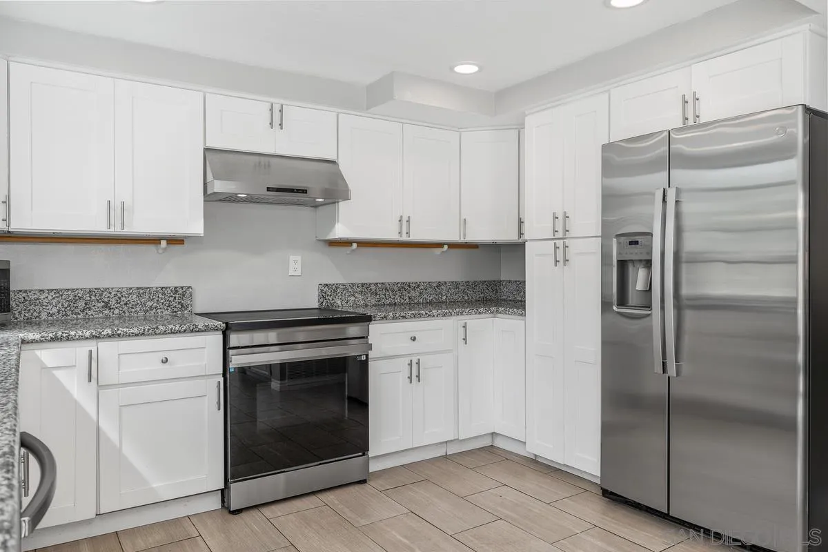 https://cdn.realtyfeed.com/cdn/127/260010947/a461c77a89ae49ff8fdb17313c57f73a.webp