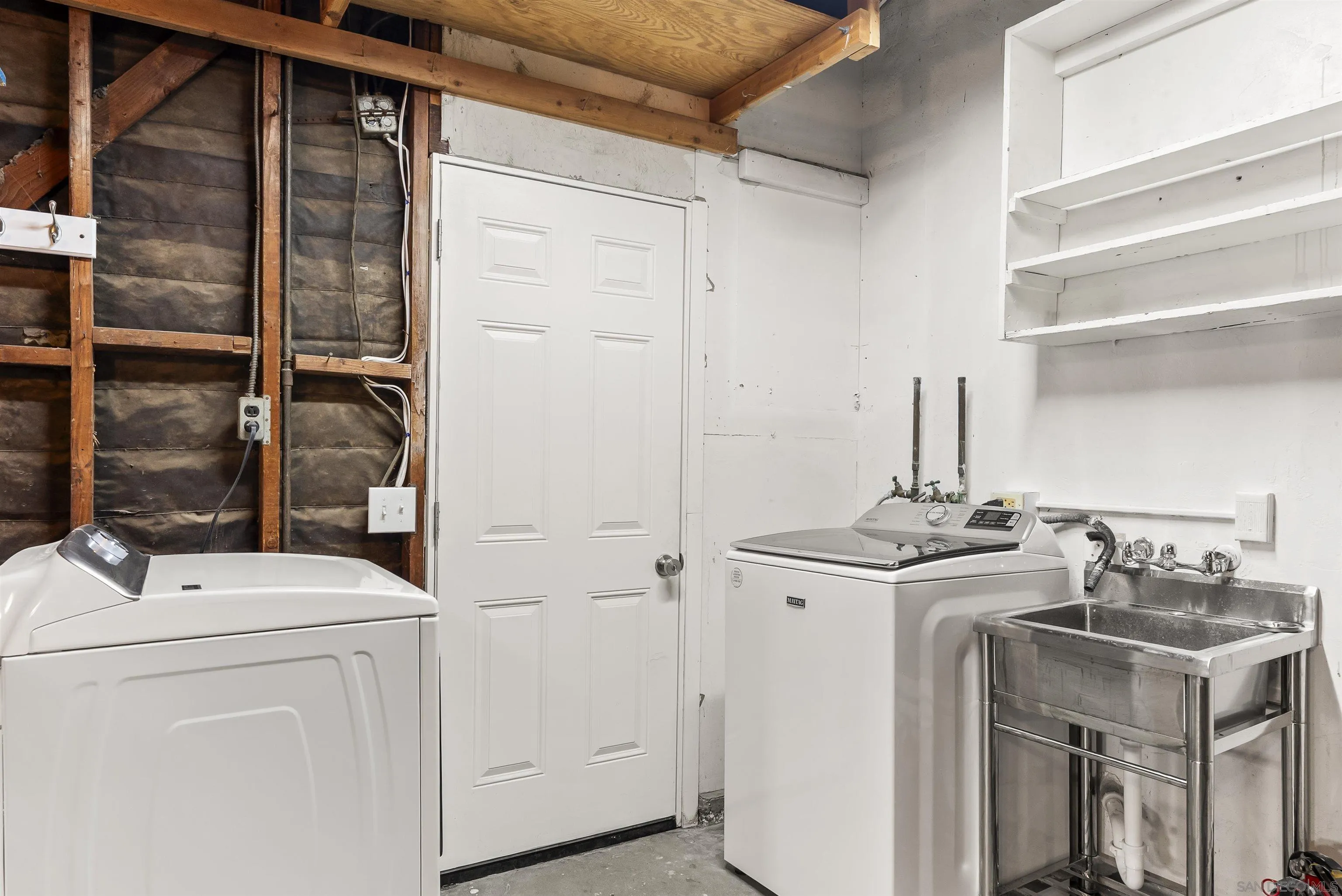 https://cdn.realtyfeed.com/cdn/127/260010948/8e16db9d3e917673b0623f33f092da42.webp