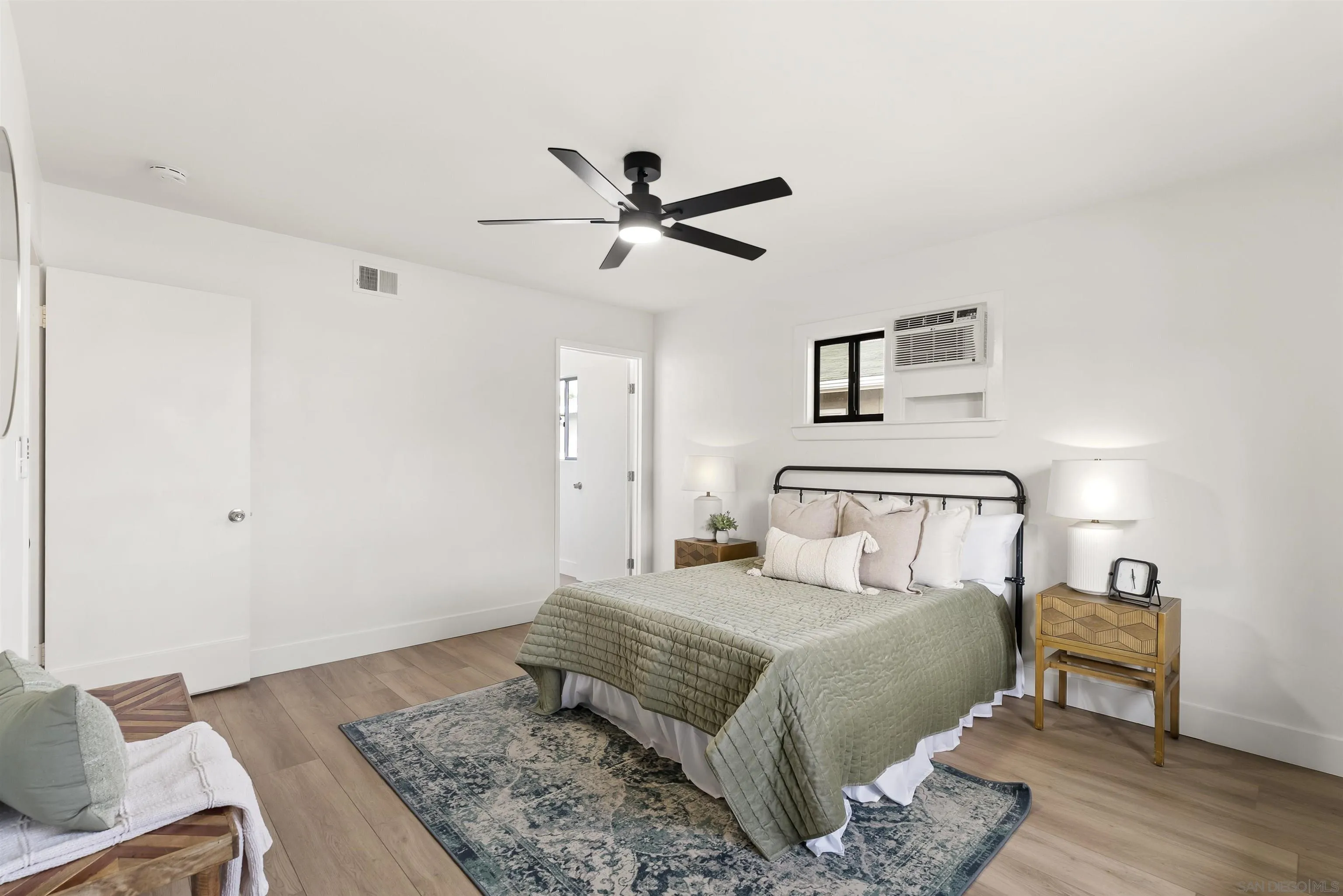 https://cdn.realtyfeed.com/cdn/127/260010948/bc34a5b0a560ce1b2de0f559abaccd6f.webp