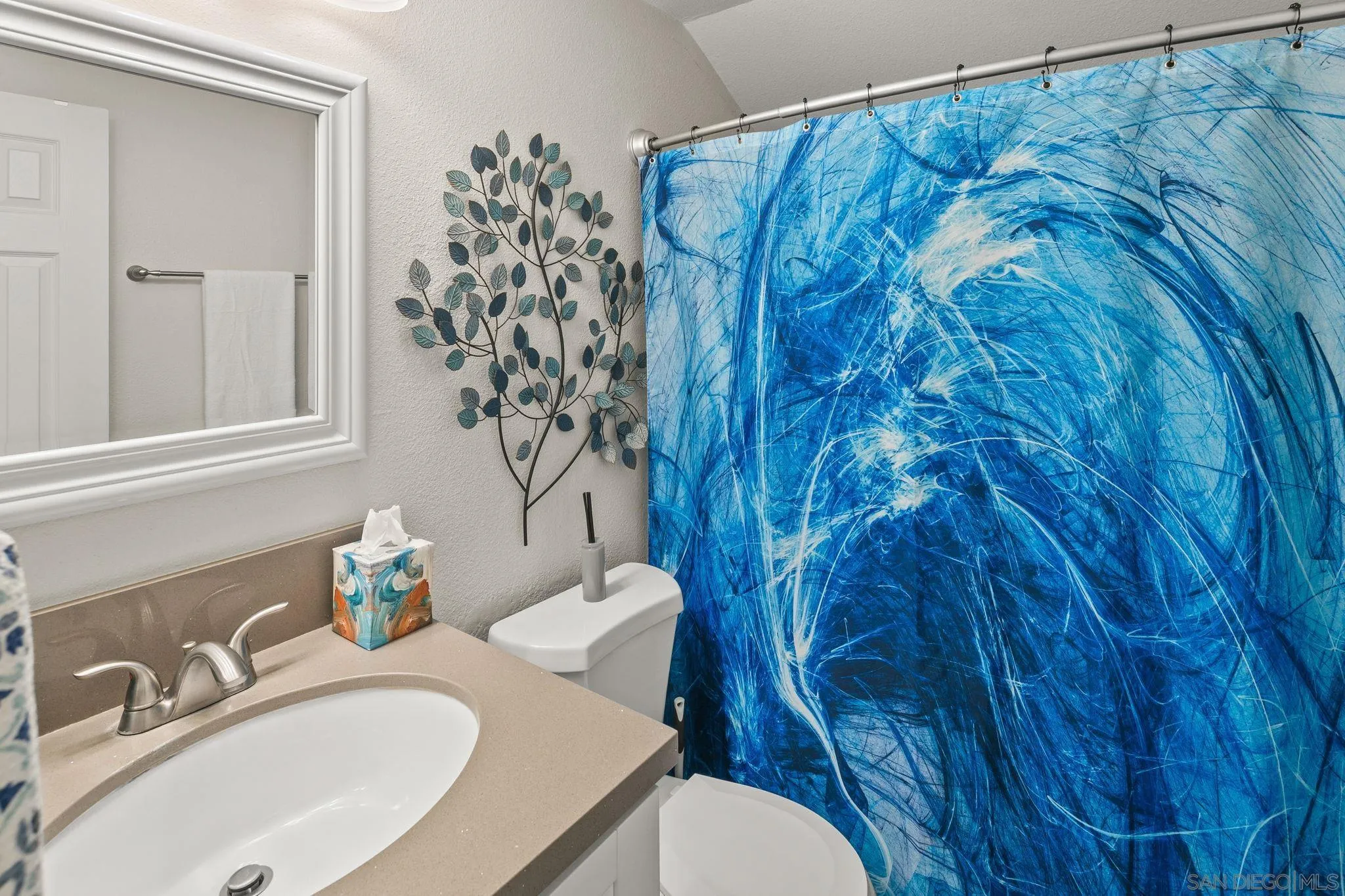 https://cdn.realtyfeed.com/cdn/127/260010949/996f3baaa41415b77324fcb8c34d738d.webp
