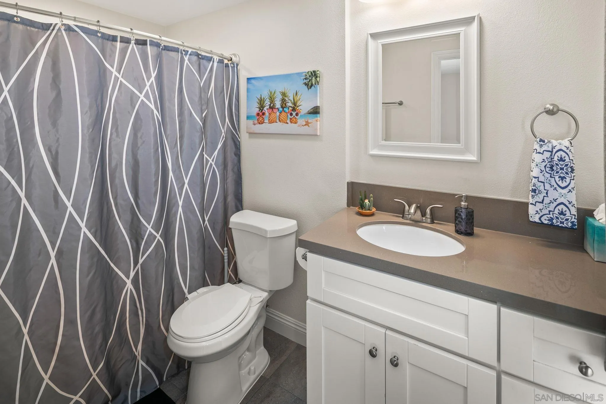 https://cdn.realtyfeed.com/cdn/127/260010949/df42f46ad8edddcb2f7824a0db6183cc.webp