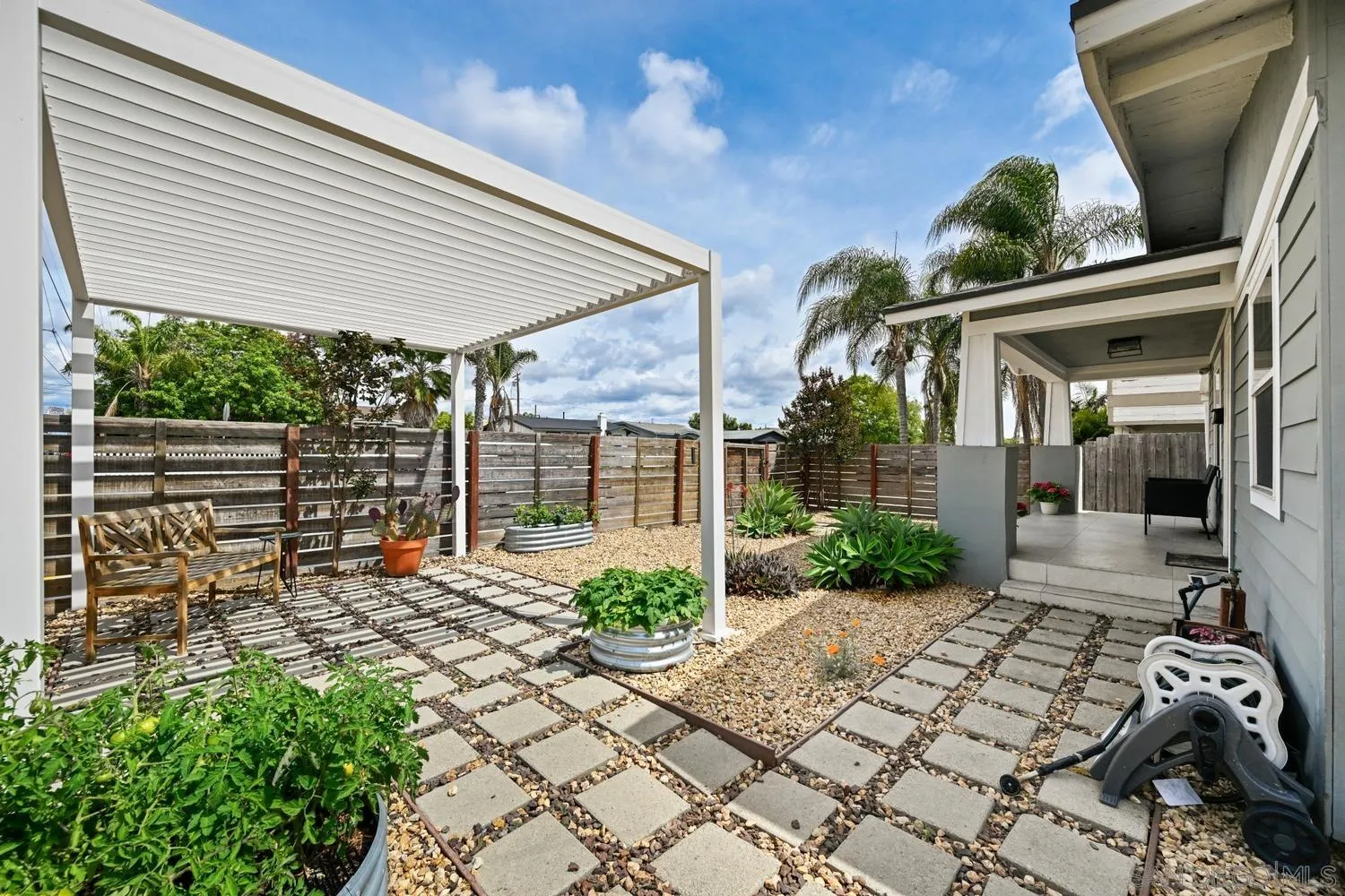 https://cdn.realtyfeed.com/cdn/127/260010950/a5a1288e700f6b1319724c42c78a4ae6.webp