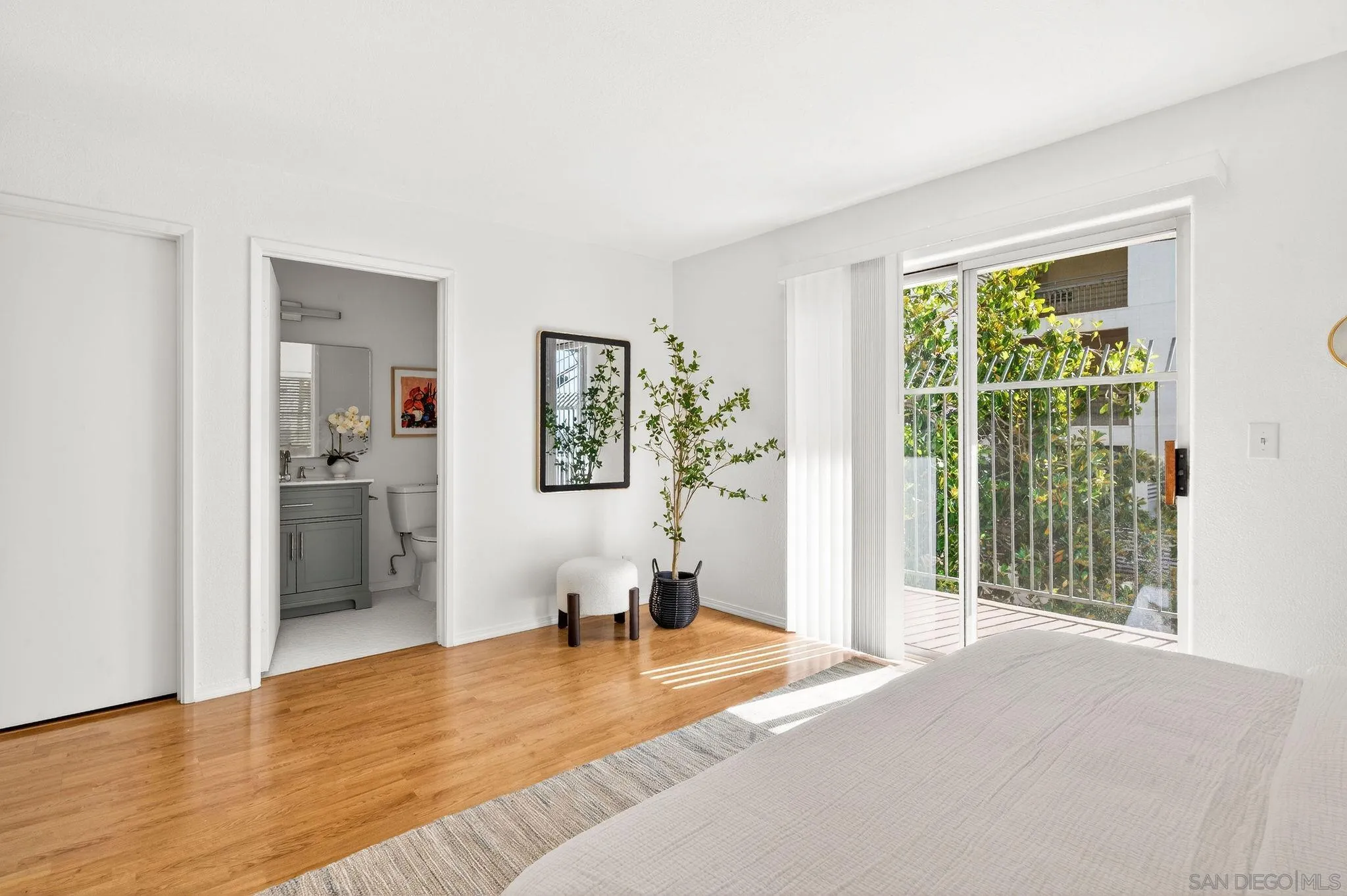 https://cdn.realtyfeed.com/cdn/127/260010951/62f3a4619b0bf7226ff1a39b107f05a6.webp