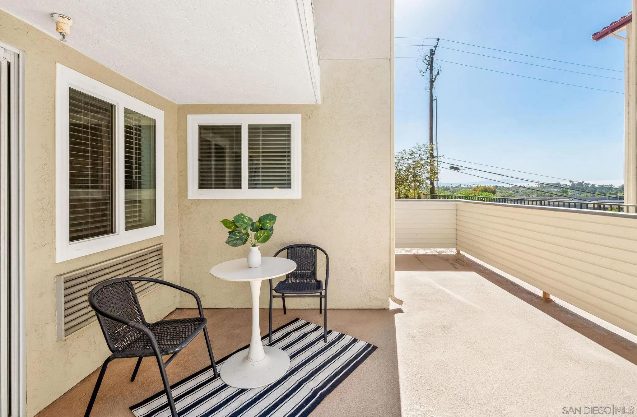 https://cdn.realtyfeed.com/cdn/127/260010951/a8a85a21fca98dc2a7f8fe600bc586a5.webp