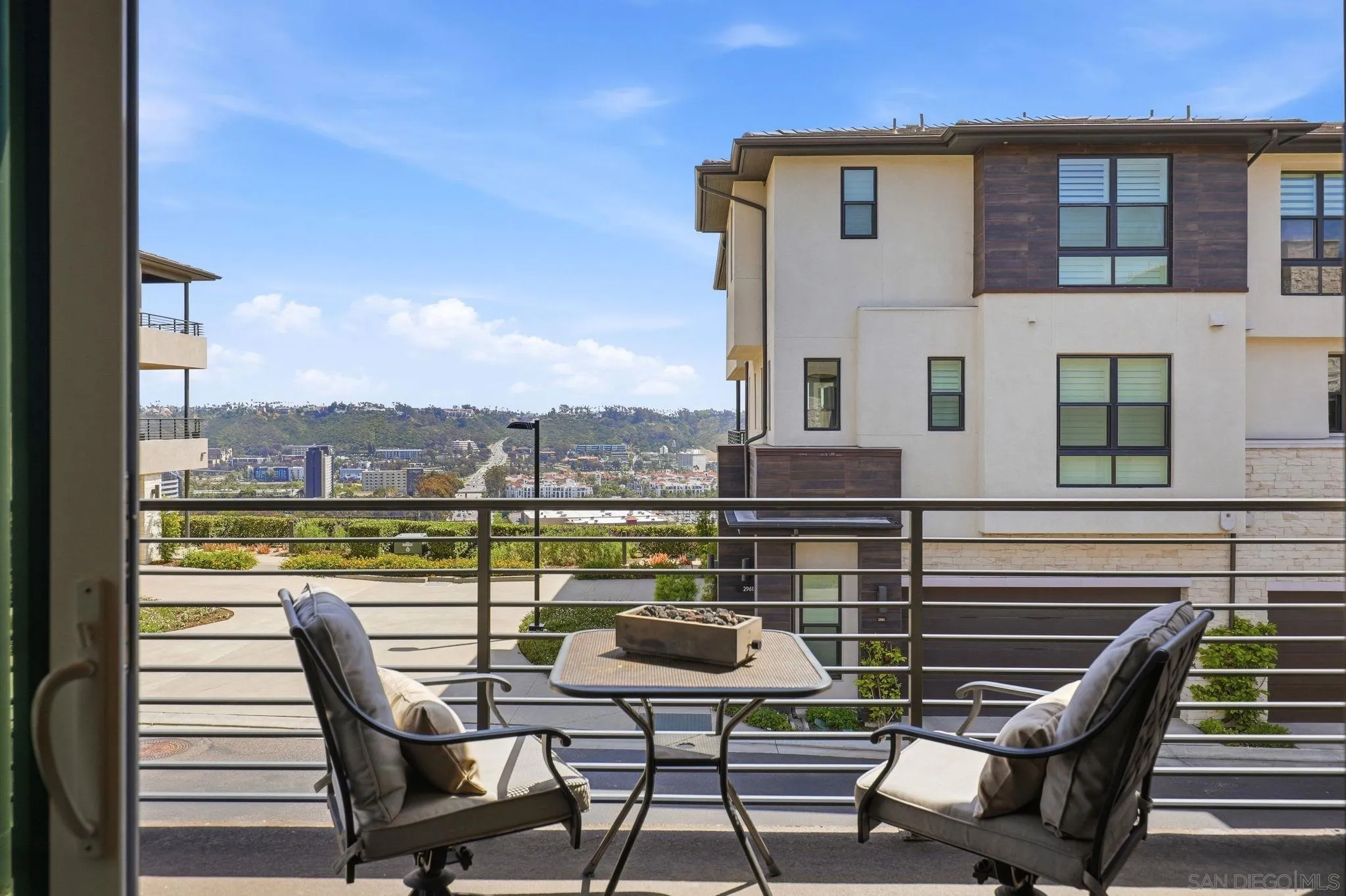 Photo #11: 260010953 Listing: Photo #11