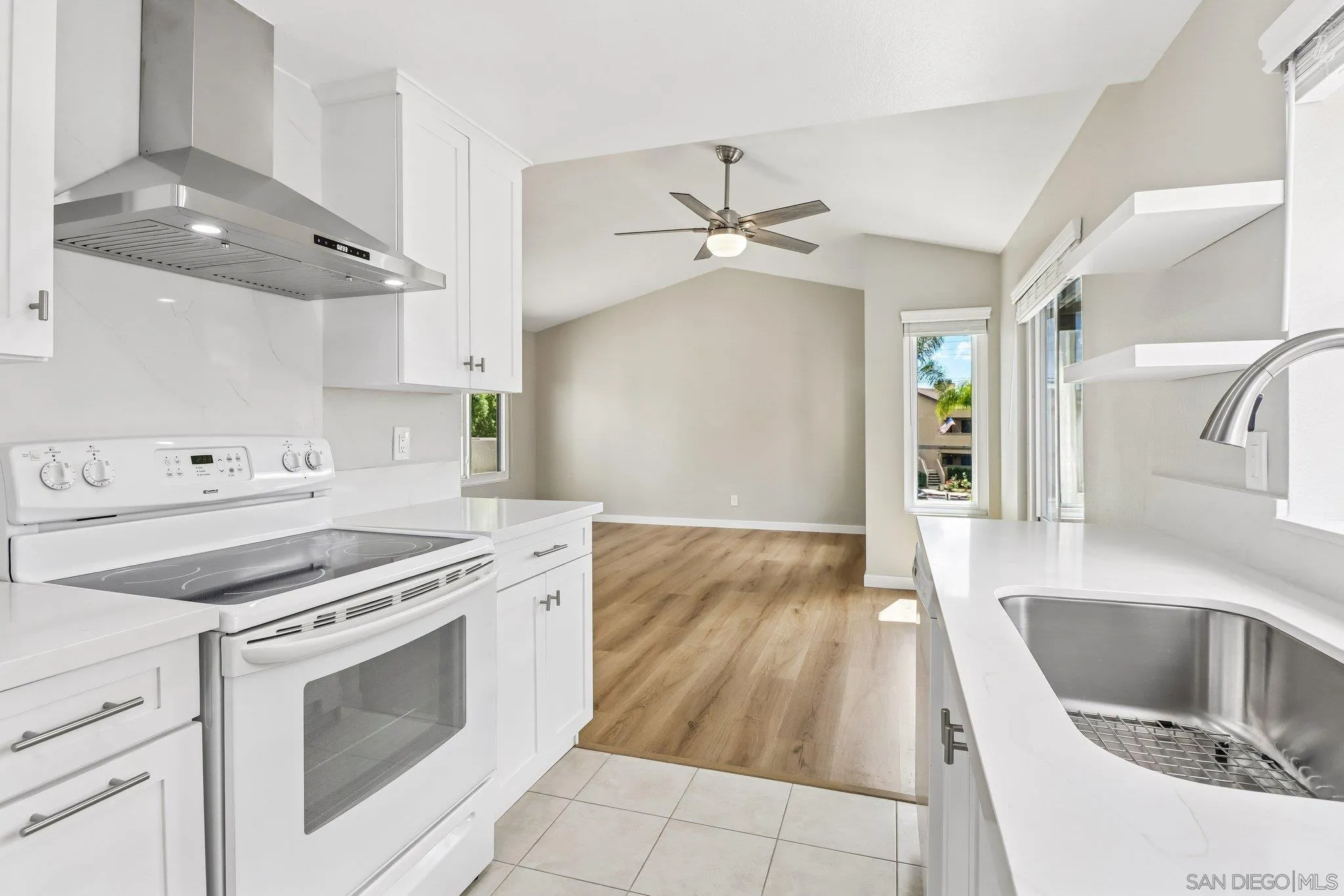 https://cdn.realtyfeed.com/cdn/127/260010957/81474e15f7373578cbdf894f8994c48e.webp