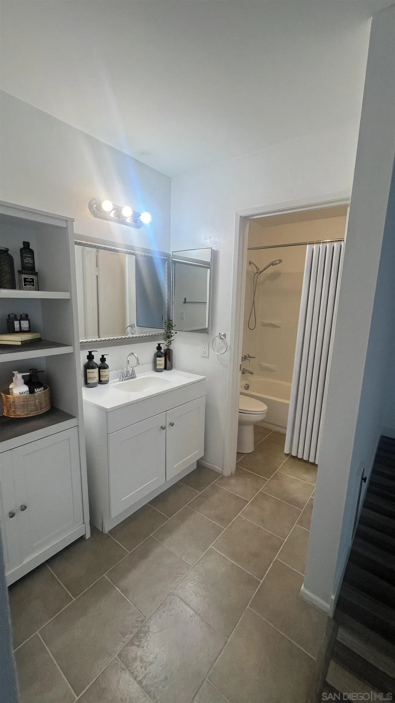 https://cdn.realtyfeed.com/cdn/127/260010958/c9b5331c935cf4c1f28d8f9fbffc09dd.webp