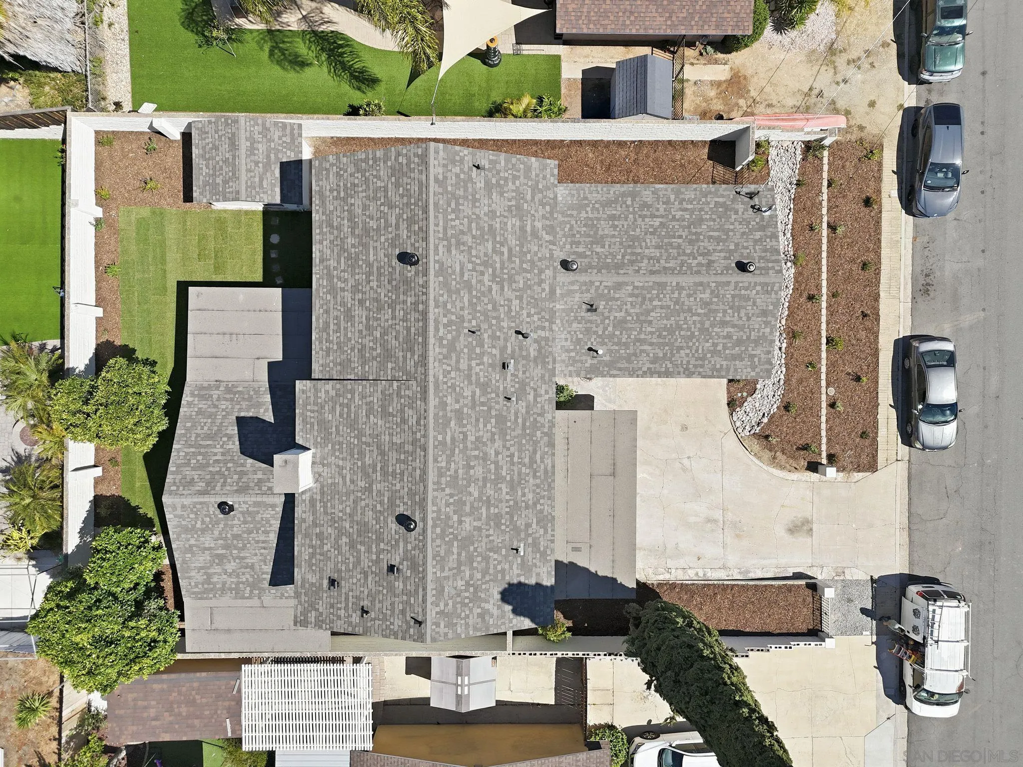 https://cdn.realtyfeed.com/cdn/127/260010959/649091ad3afab8e433b30c21904583c2.webp