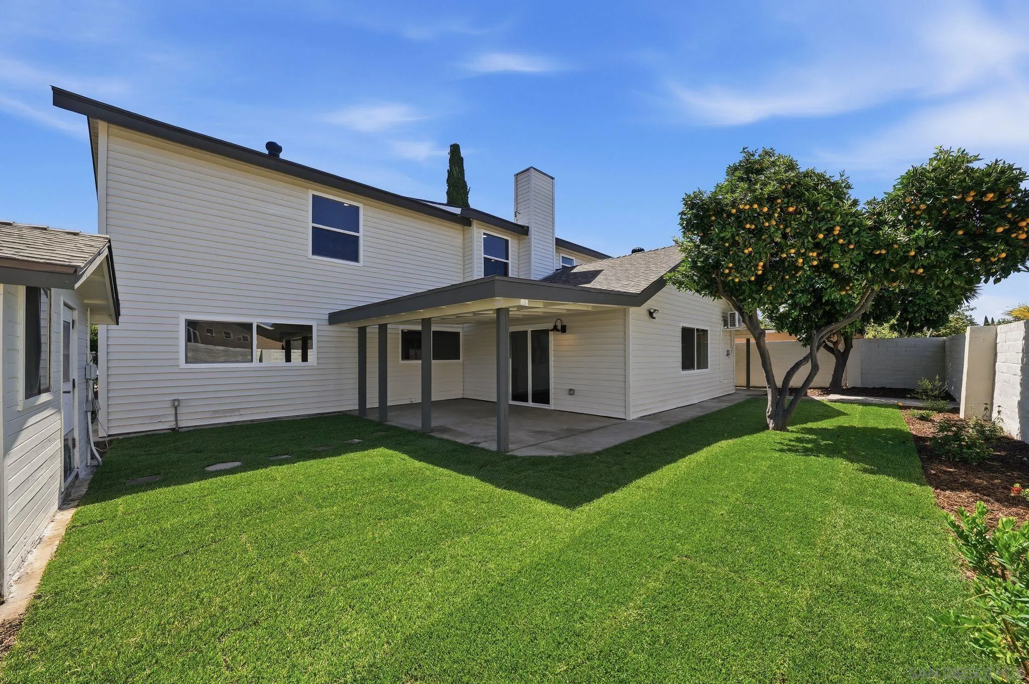 https://cdn.realtyfeed.com/cdn/127/260010959/bca4ca4cdd8ddd0c608eb3f4455795a9.webp