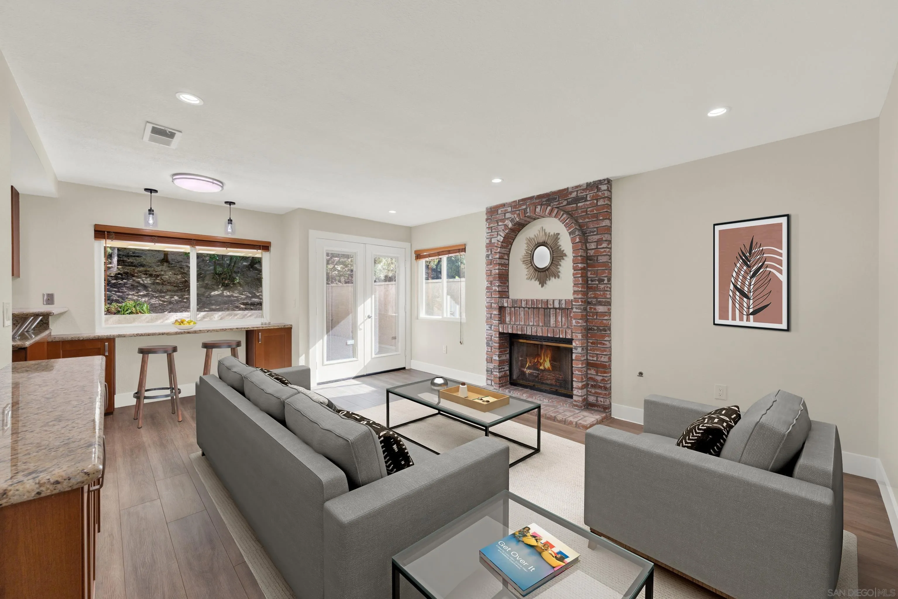 https://cdn.realtyfeed.com/cdn/127/260010960/9c3fe9211cb3f0107ed3d19a856d57a3.webp