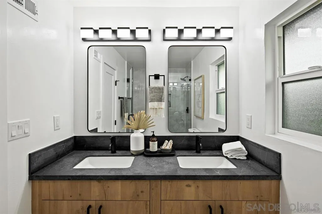 https://cdn.realtyfeed.com/cdn/127/260010961/031bfa935a921820b1ed9f170d1f1cfc.webp