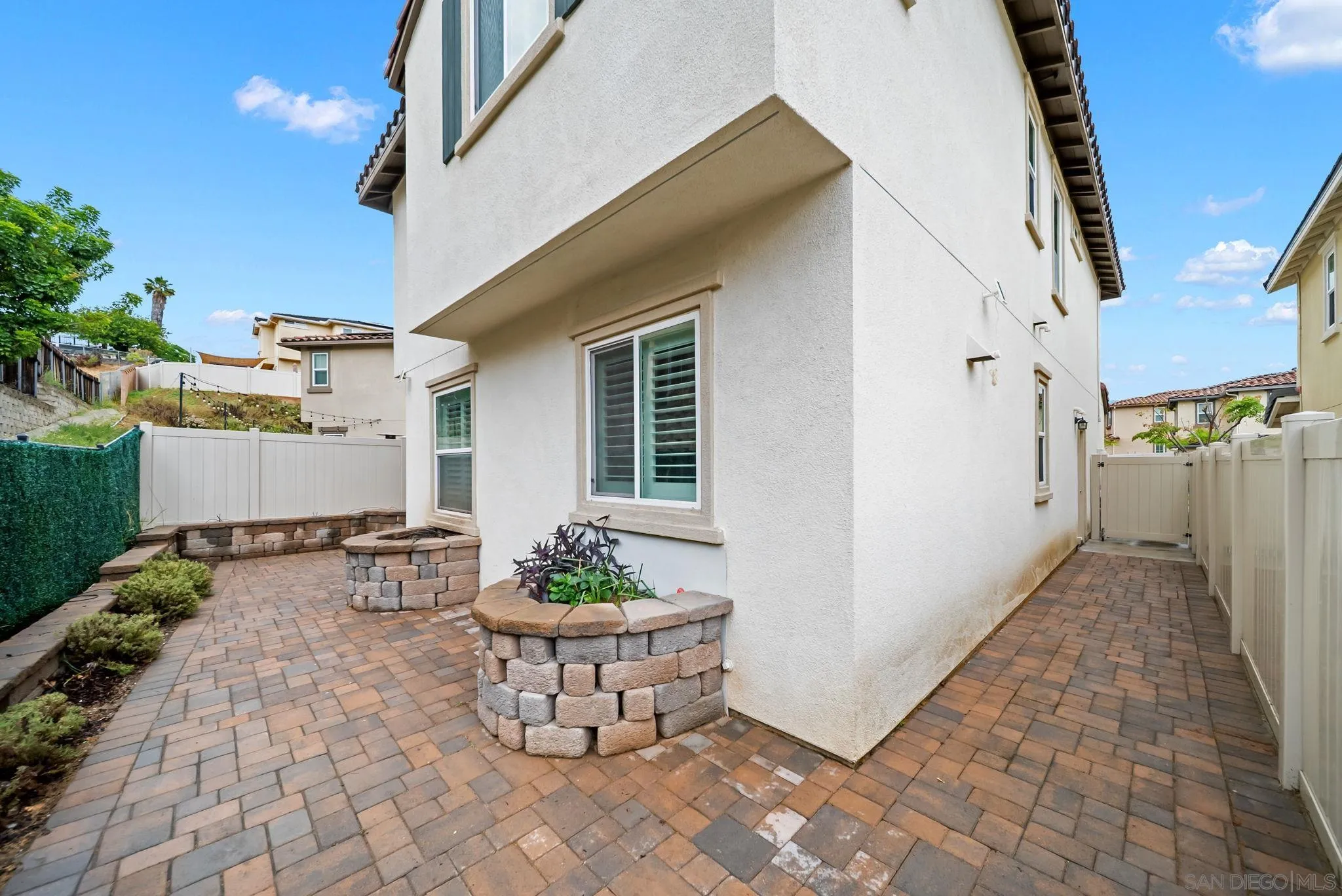 https://cdn.realtyfeed.com/cdn/127/260010962/73511187bcaf784dd50cc5d8757b9ffc.webp