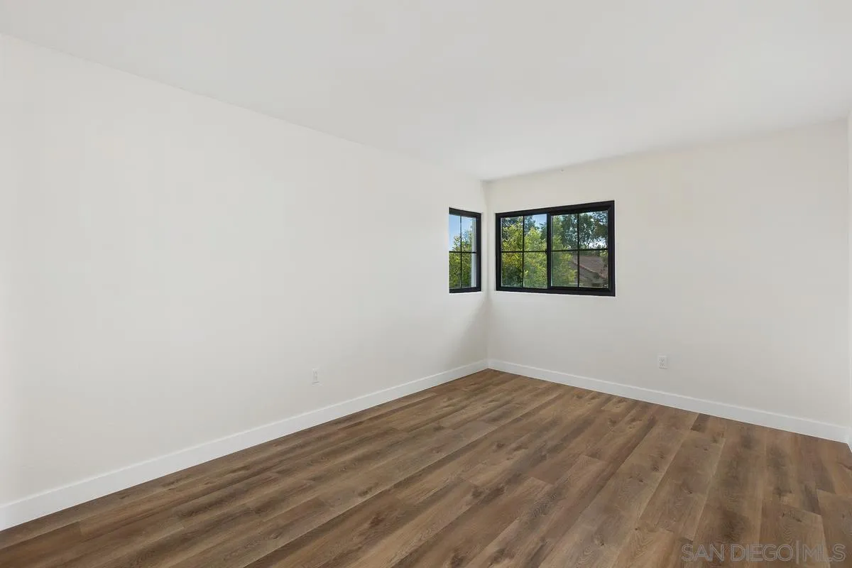 https://cdn.realtyfeed.com/cdn/127/260010964/19e87629b4e677b6c29bbb08f3eae5c8.webp