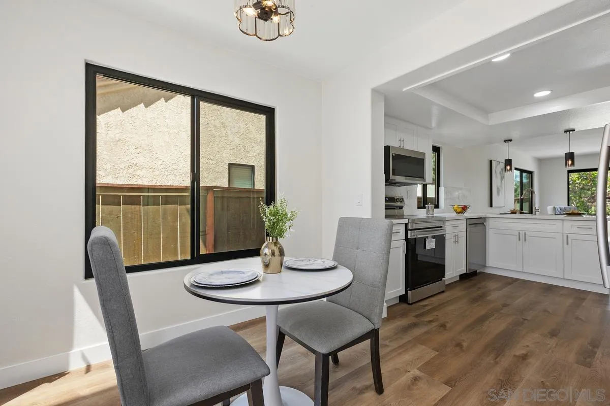 https://cdn.realtyfeed.com/cdn/127/260010964/9bde109000bf77532e0ad5bb766d29e1.webp