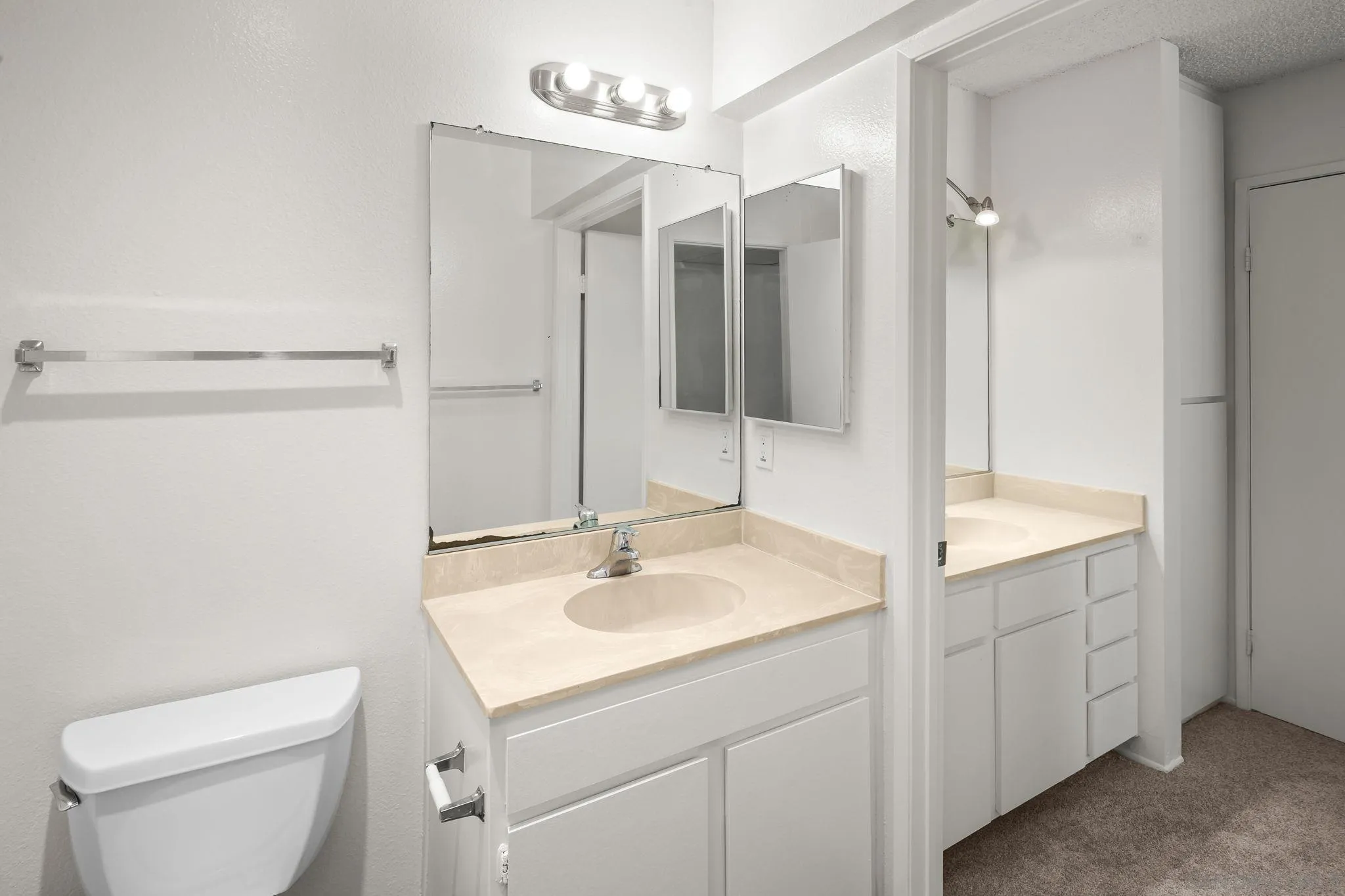 Photo #22: 260010965 Listing: Photo #22