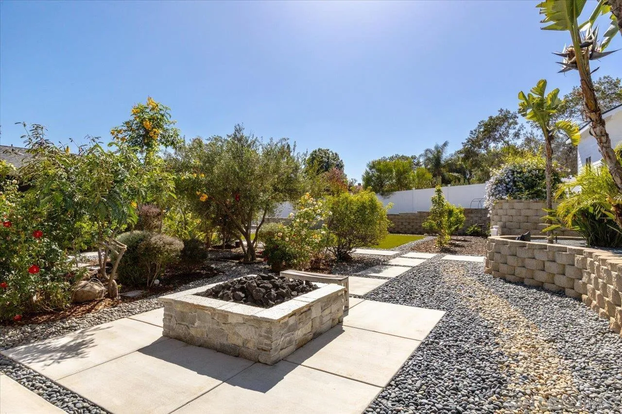 https://cdn.realtyfeed.com/cdn/127/260010968/5520de5164550bcbecf4f8691d389e84.webp