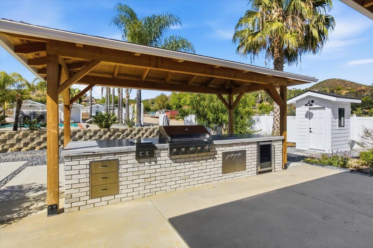 https://cdn.realtyfeed.com/cdn/127/260010968/afa4898445309f4e368df6ecbd4ca3b1.webp
