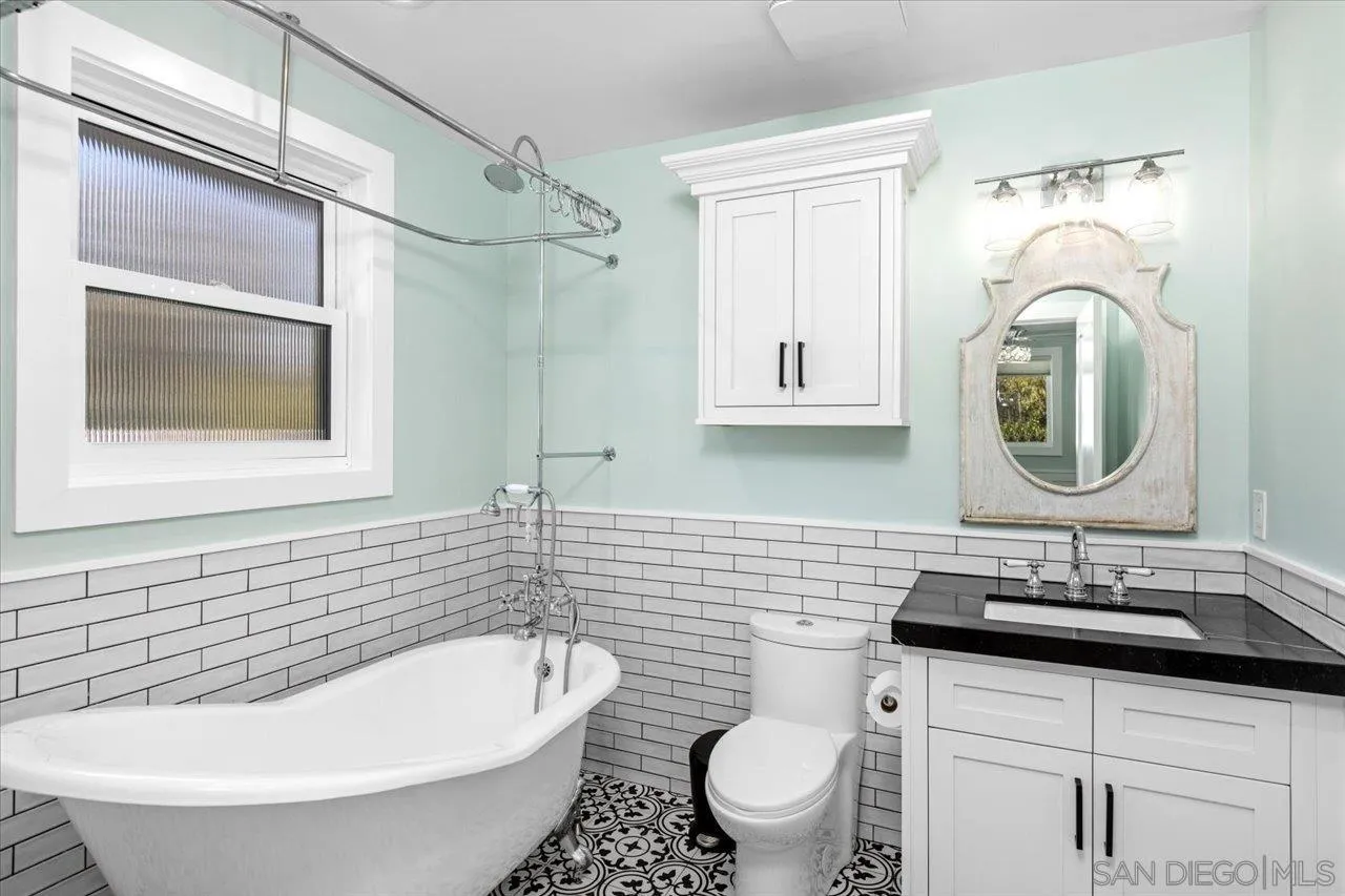https://cdn.realtyfeed.com/cdn/127/260010968/e8704af372600bb0869ae691bd0f8cfc.webp