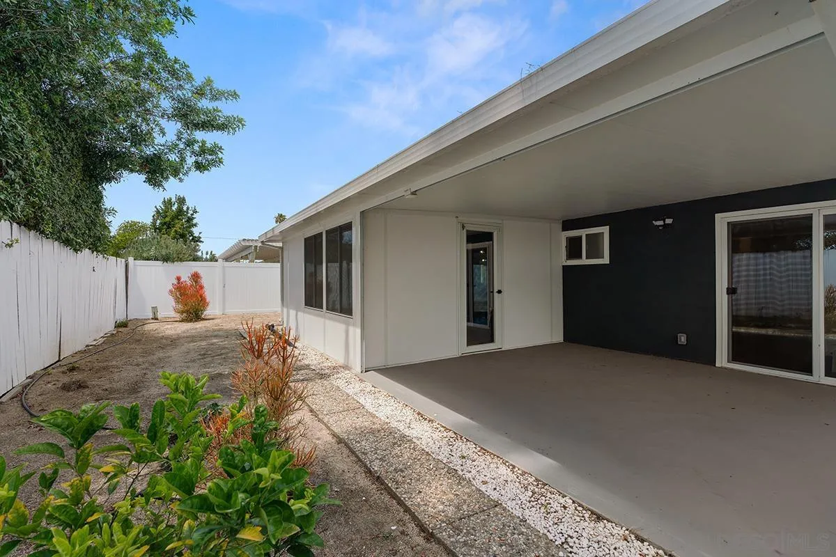 https://cdn.realtyfeed.com/cdn/127/260010970/6fba35ba6daebdce8436ae83725f169c.webp