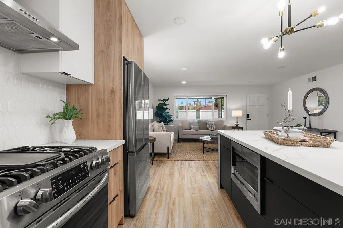 https://cdn.realtyfeed.com/cdn/127/260010970/c5643c4c73b9913bed5b53238a3887c9.webp