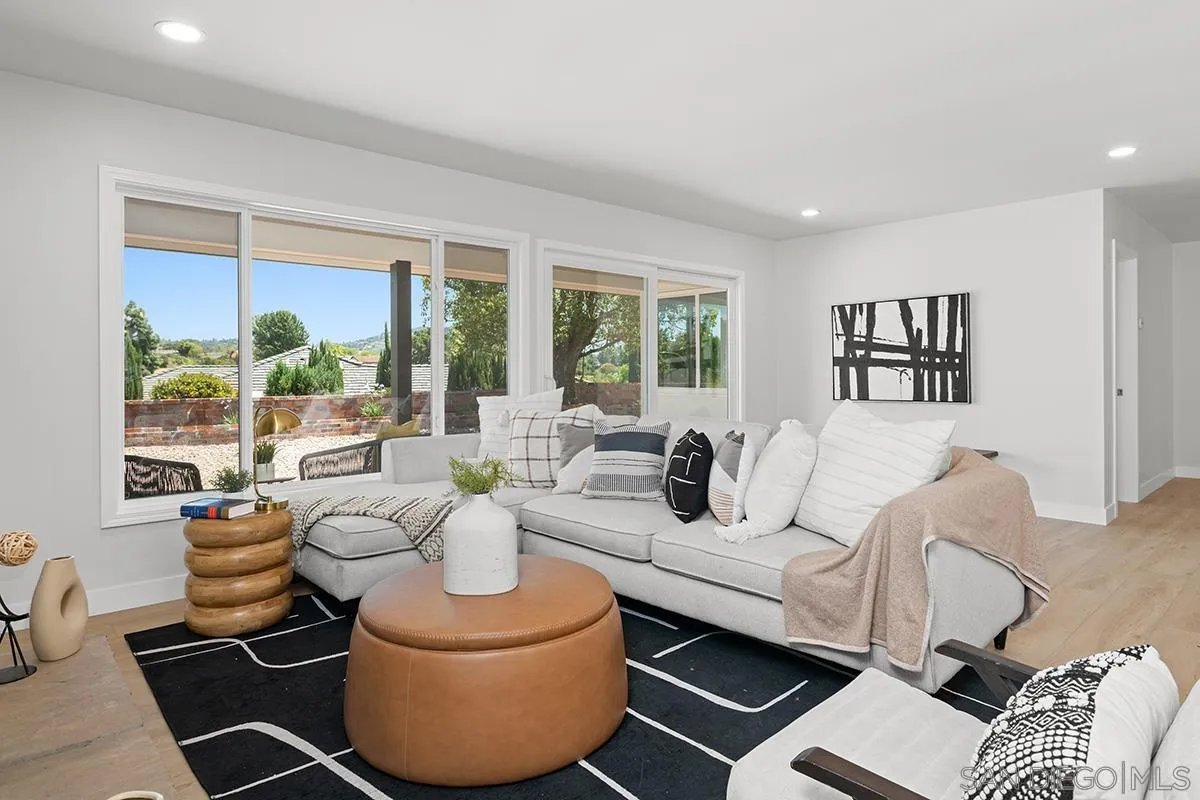 https://cdn.realtyfeed.com/cdn/127/260010971/18ea3a69b4cd57d166938e9972440f70.webp