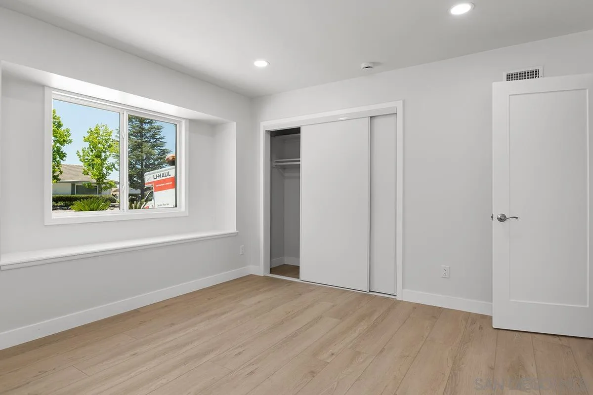 https://cdn.realtyfeed.com/cdn/127/260010971/1a5aeb15e7521f089d3014143a3b4c28.webp