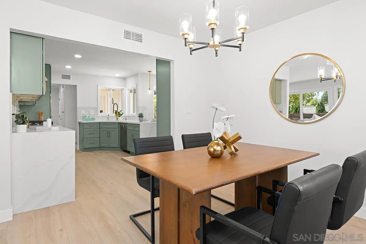 https://cdn.realtyfeed.com/cdn/127/260010971/52236bf7aef5c5a62be3ae21410bd15d.webp