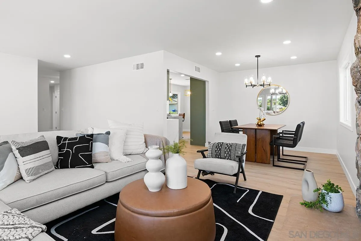 https://cdn.realtyfeed.com/cdn/127/260010971/8049391a48805b14345eab56f1aa562e.webp